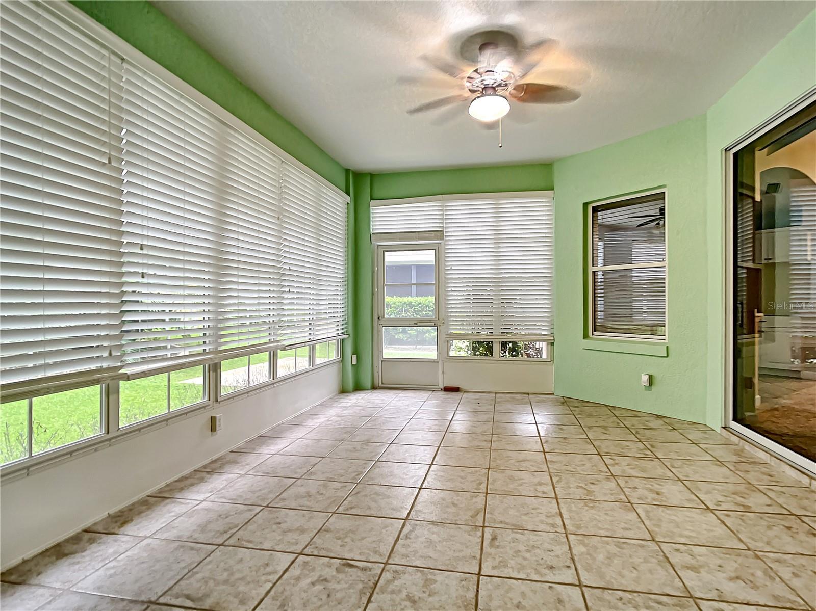 4985 RAINBOW TROUT RD, TAVARES, FL, 32778