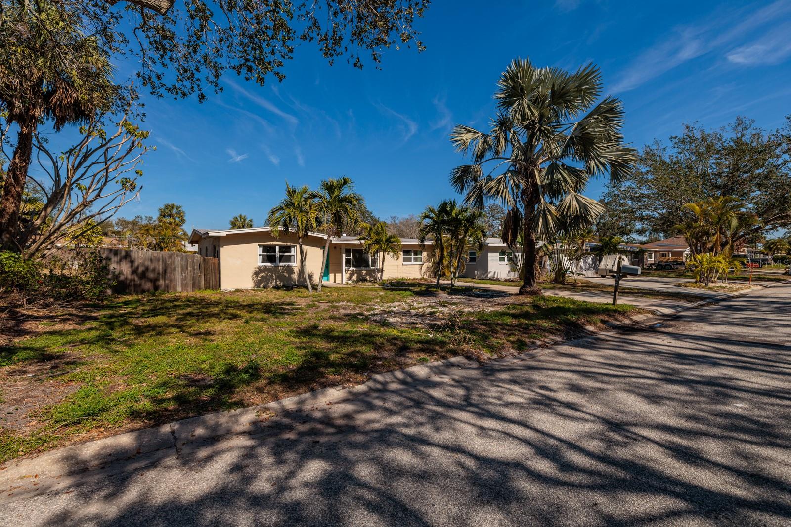 8349 41ST AVE N, ST PETERSBURG, FL, 33709