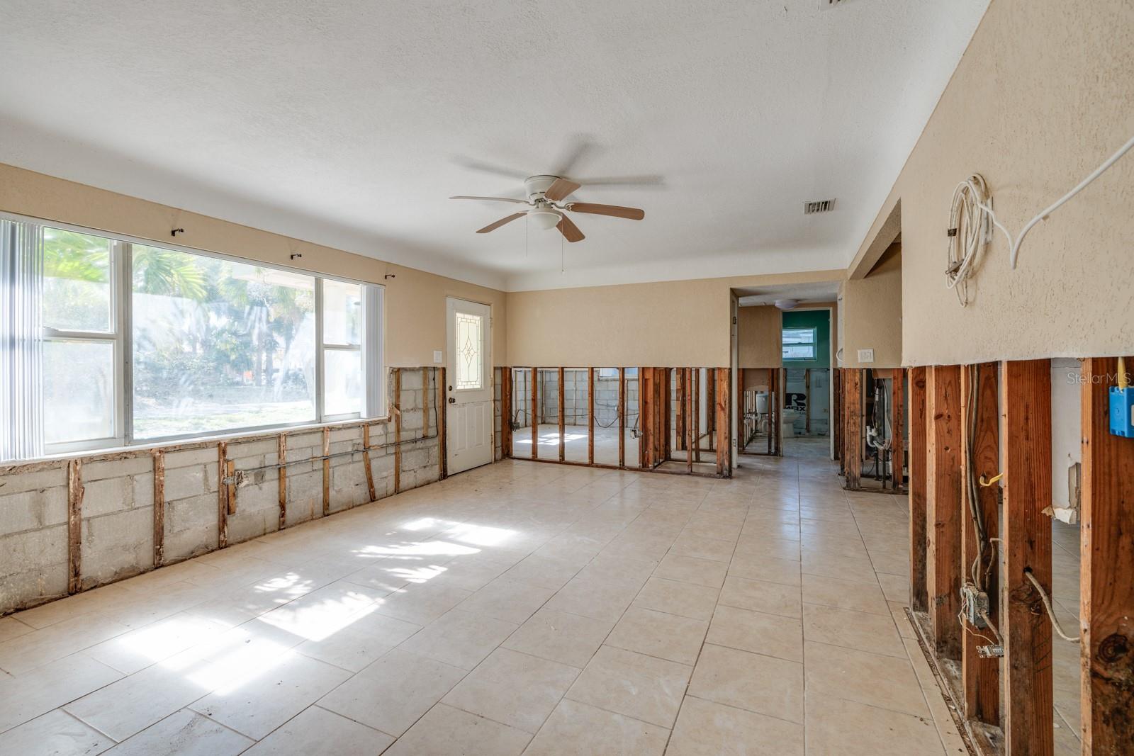 8349 41ST AVE N, ST PETERSBURG, FL, 33709