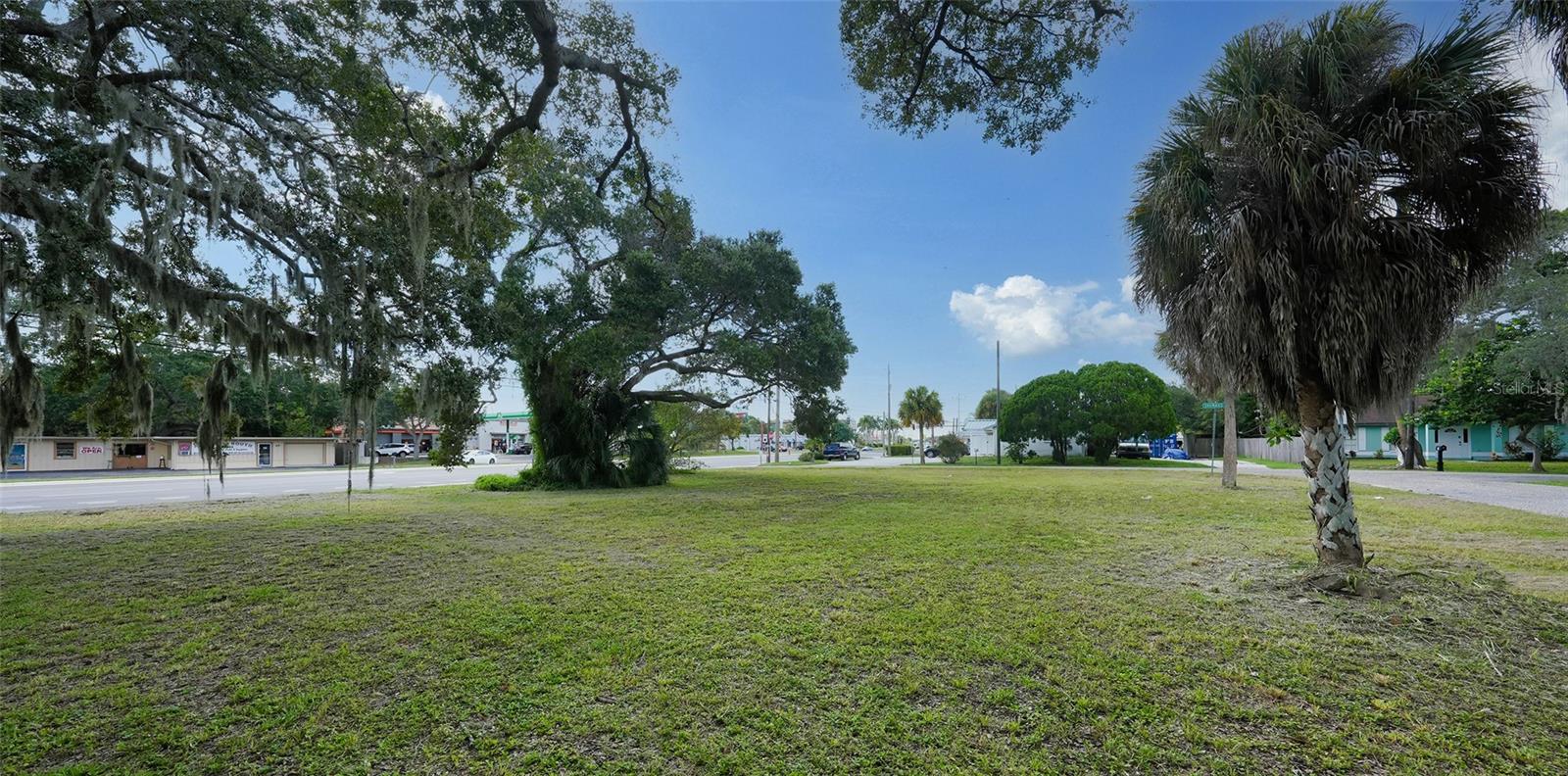 51 N TAMIAMI TRL, OSPREY, FL, 34229