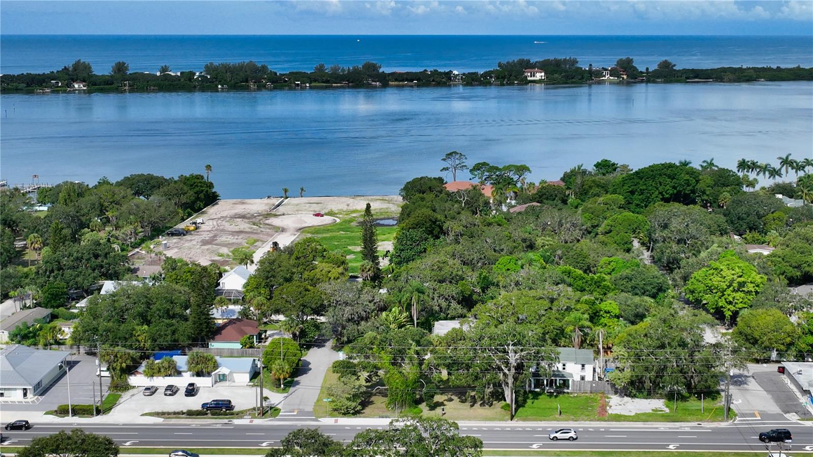51 N TAMIAMI TRL, OSPREY, FL, 34229