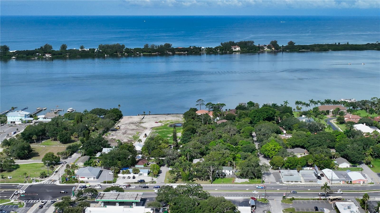51 N TAMIAMI TRL, OSPREY, FL, 34229