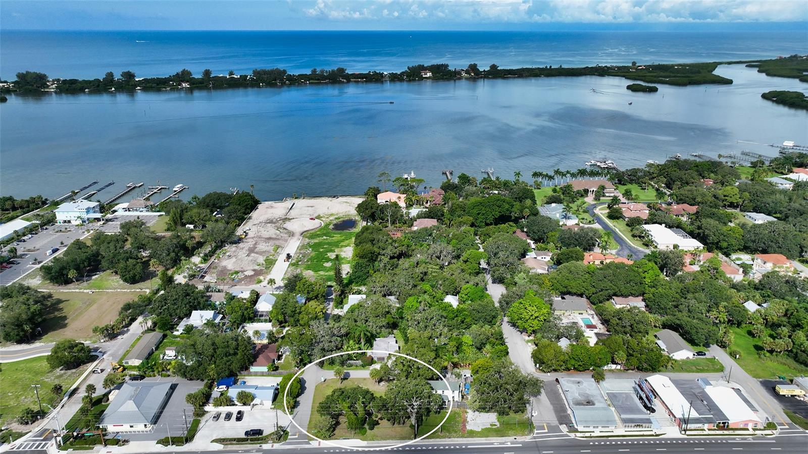 51 N TAMIAMI TRL, OSPREY, FL, 34229