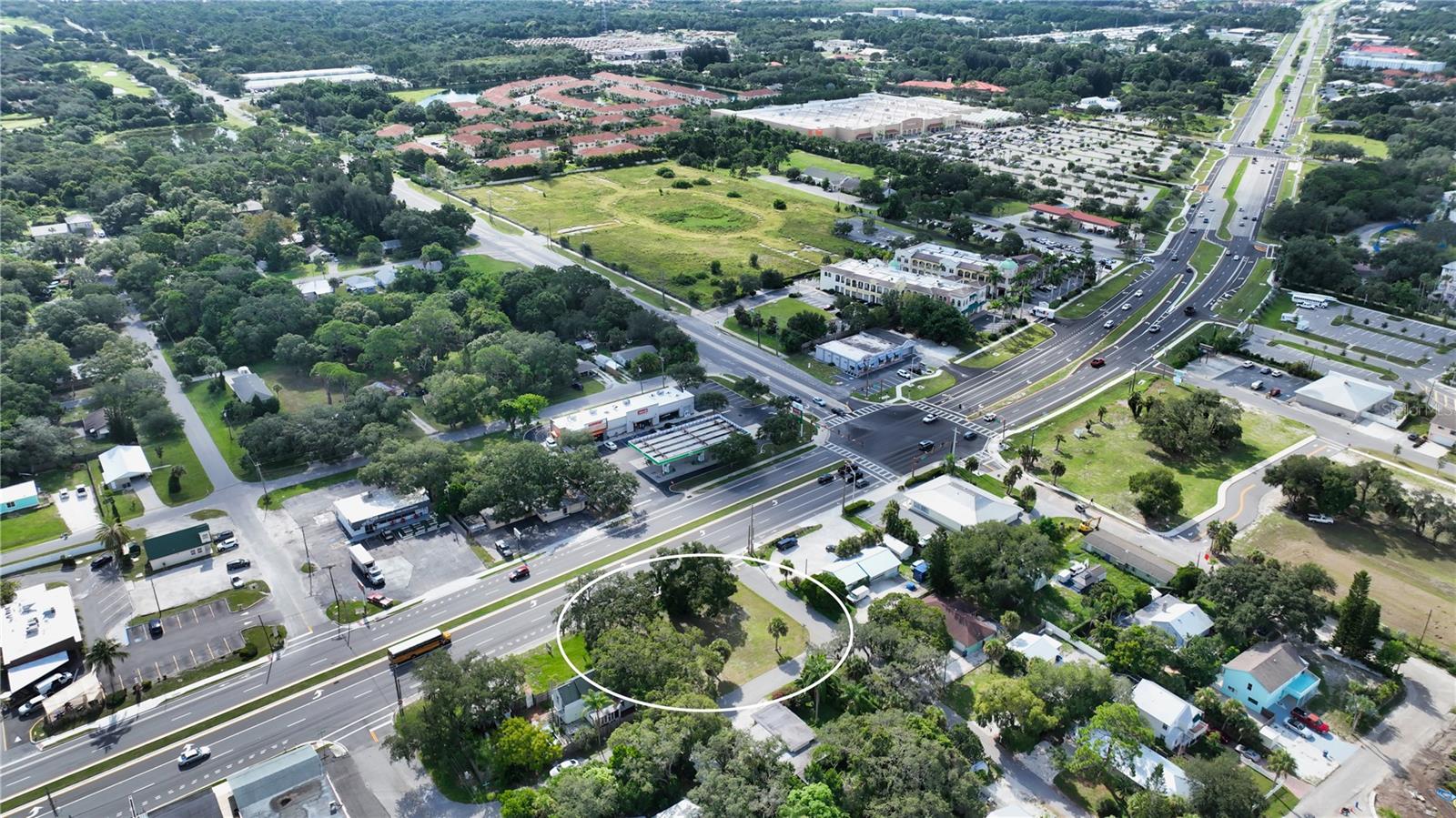 51 N TAMIAMI TRL, OSPREY, FL, 34229