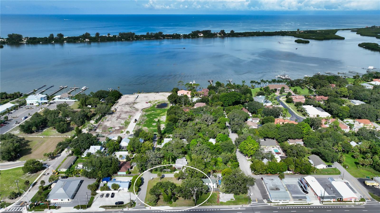 51 N TAMIAMI TRL, OSPREY, FL, 34229