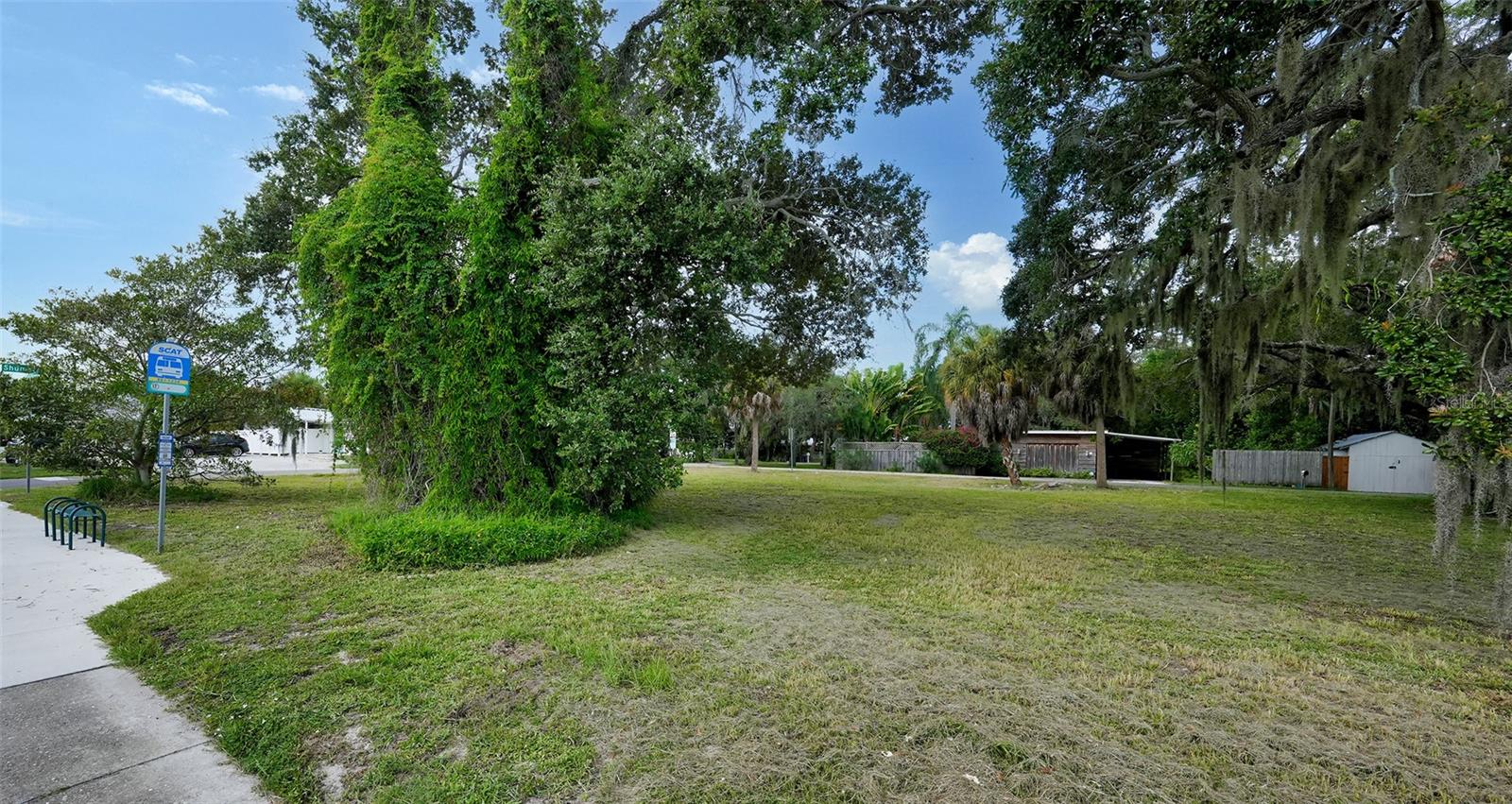 51 N TAMIAMI TRL, OSPREY, FL, 34229