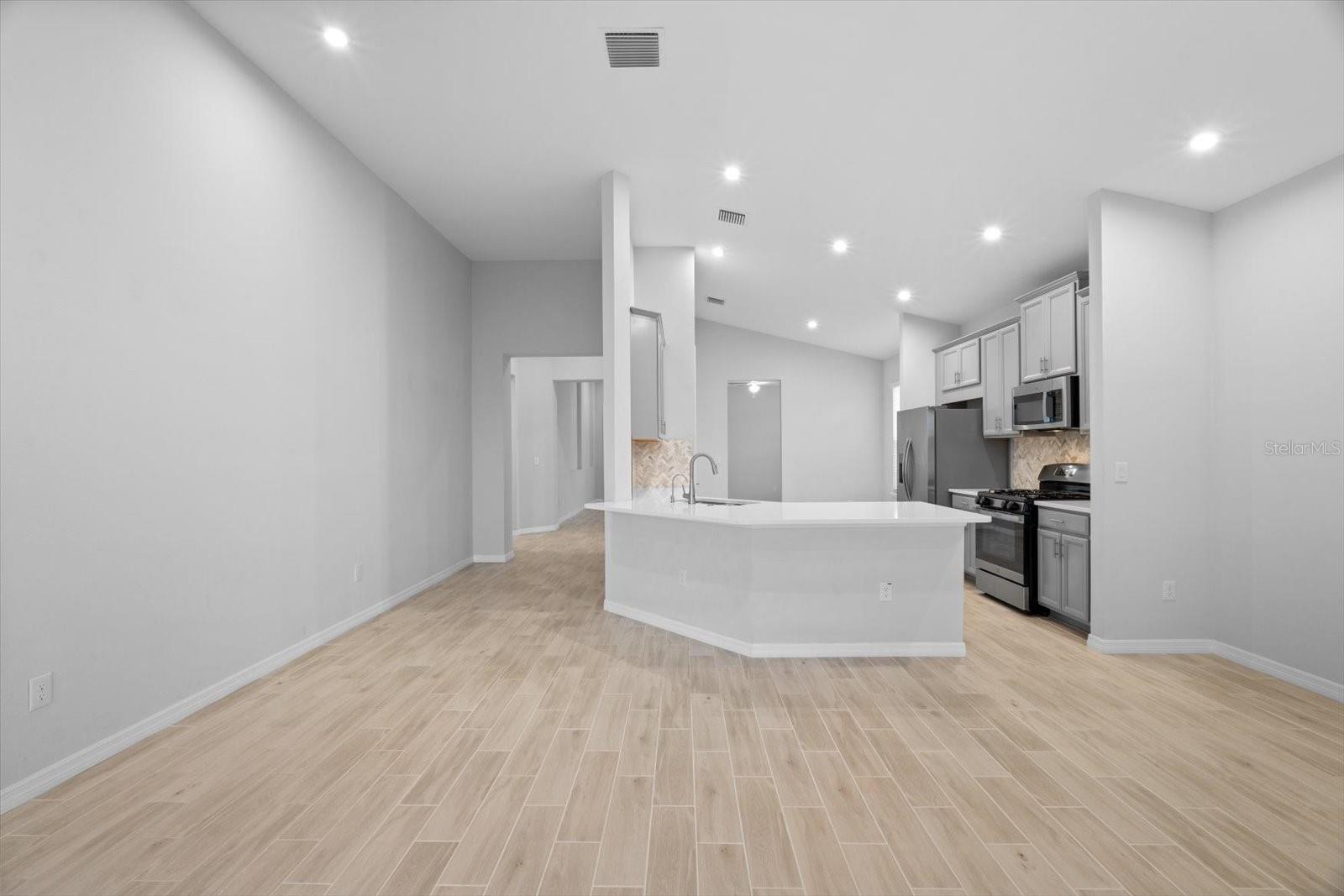 6312 LAURELCREST GLN, PALMETTO, FL, 34221