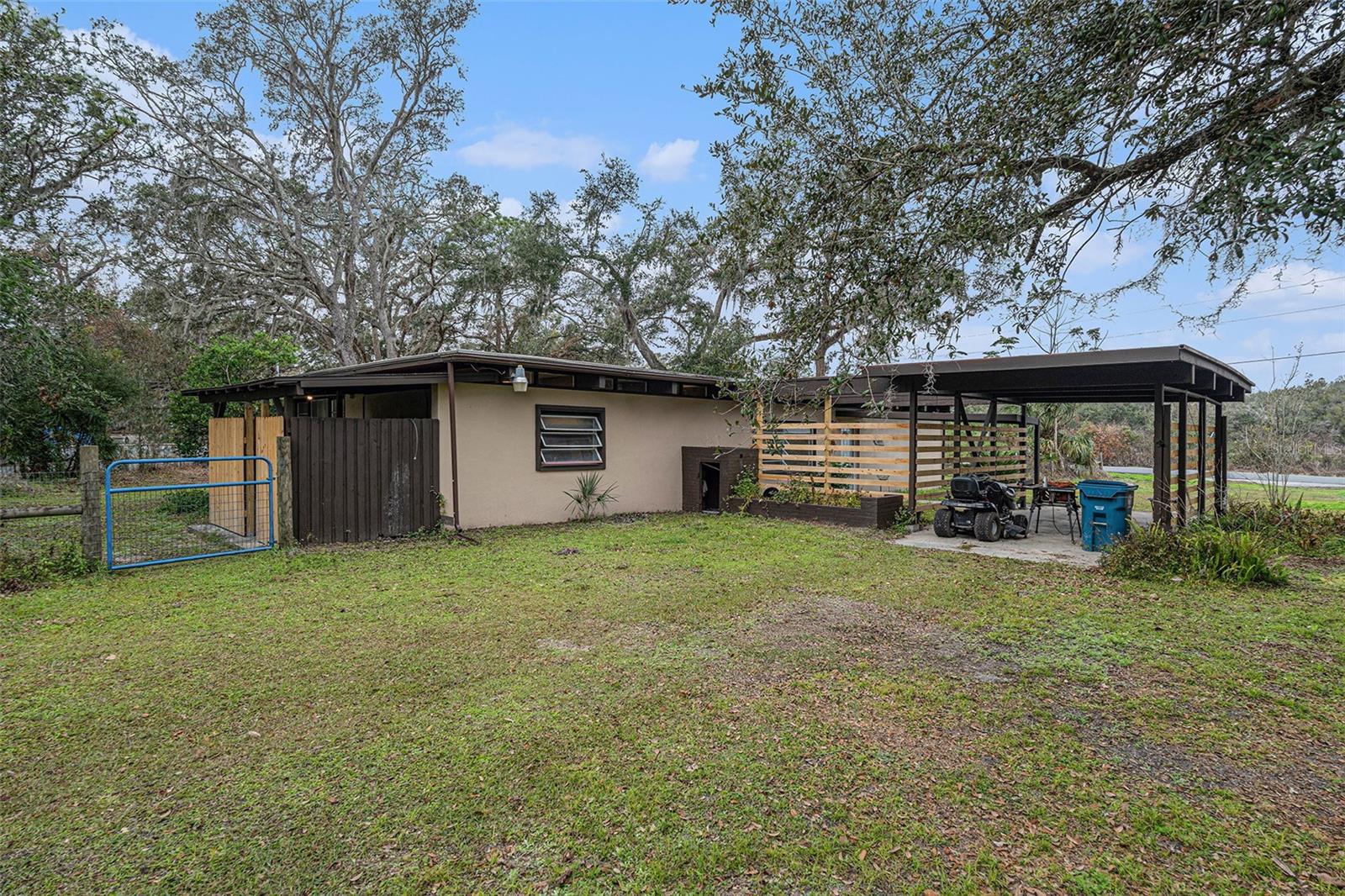 5023 BOBWHITE CT #2, DADE CITY, FL, 33523