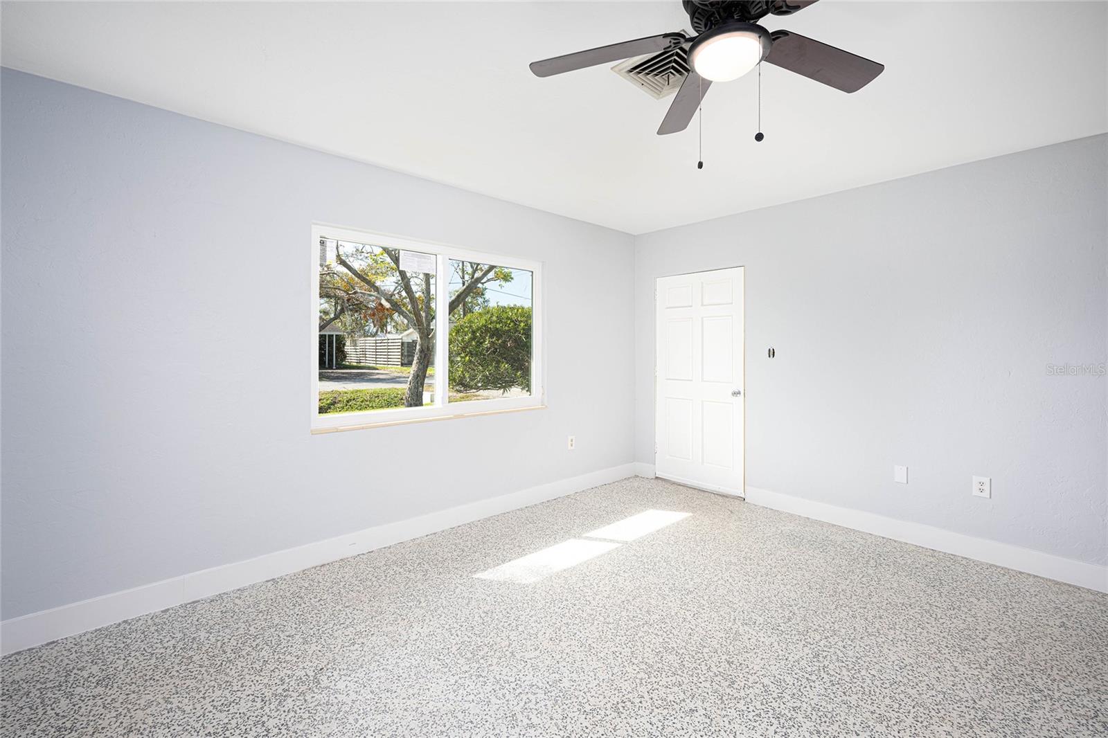 2129 INNER CASS CIR, SARASOTA, FL, 34231