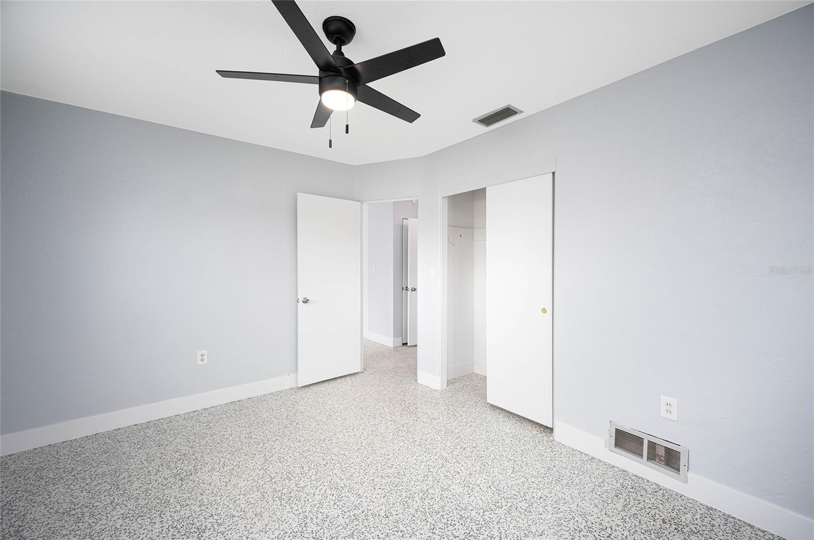2129 INNER CASS CIR, SARASOTA, FL, 34231