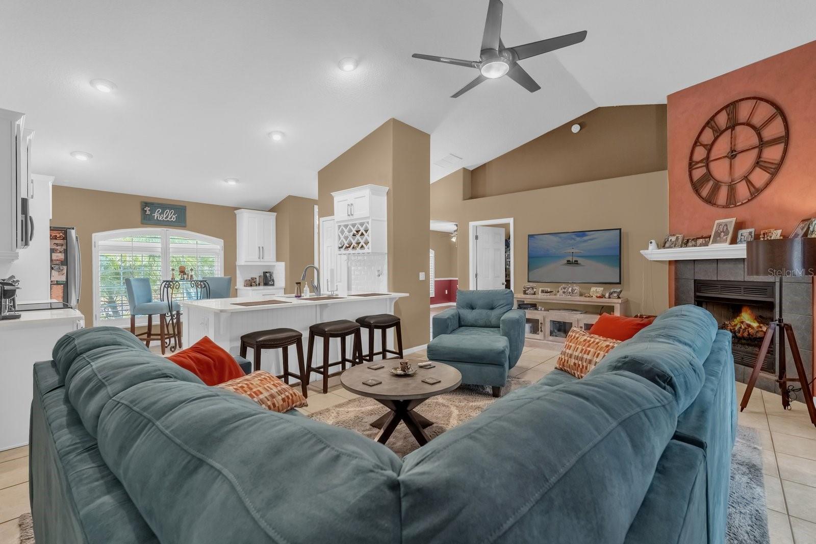 265 PALMETTO SPRINGS ST, DEBARY, FL, 32713