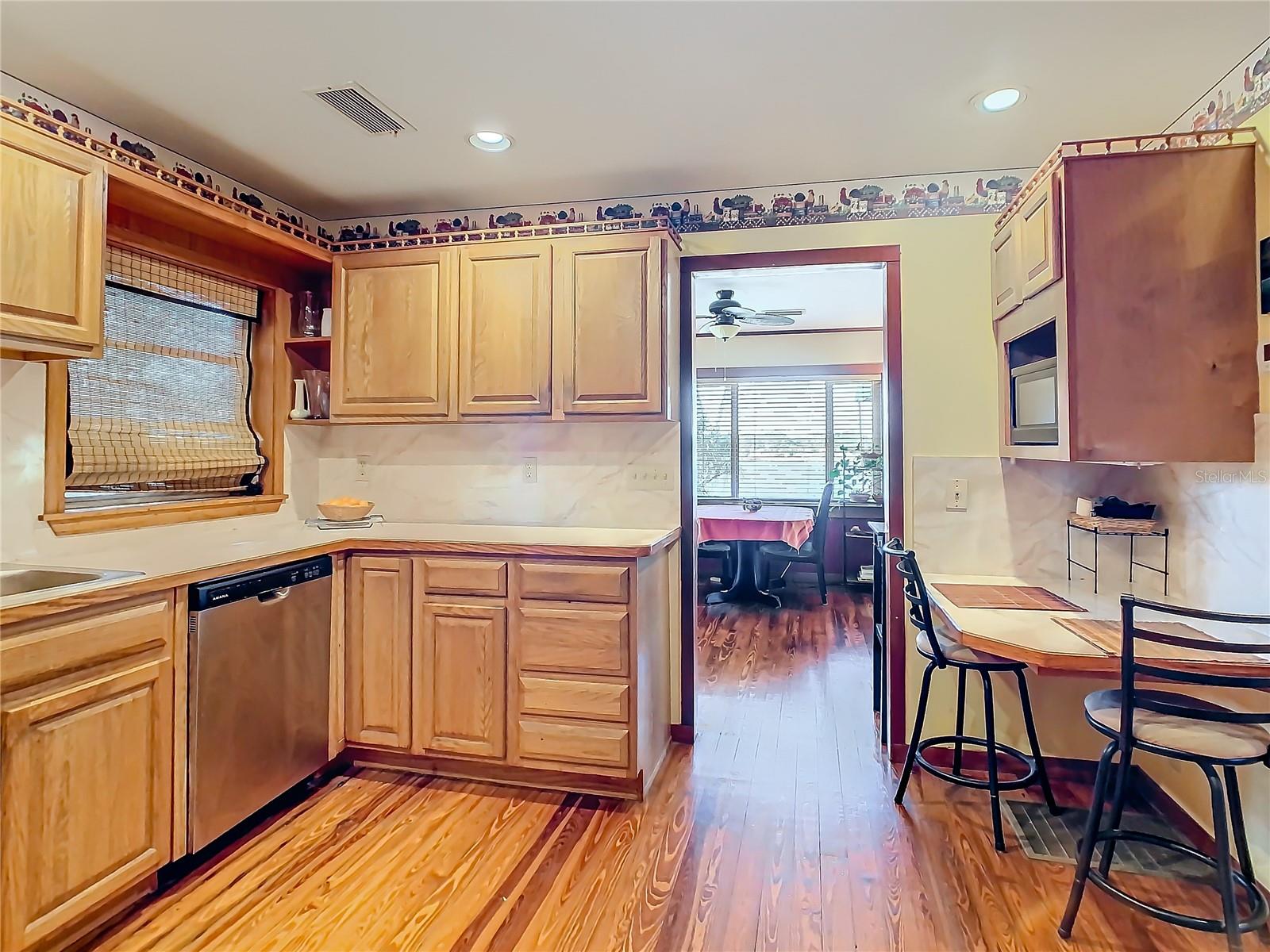 1107 SAINT ANNE SHRINE RD, LAKE WALES, FL, 33898