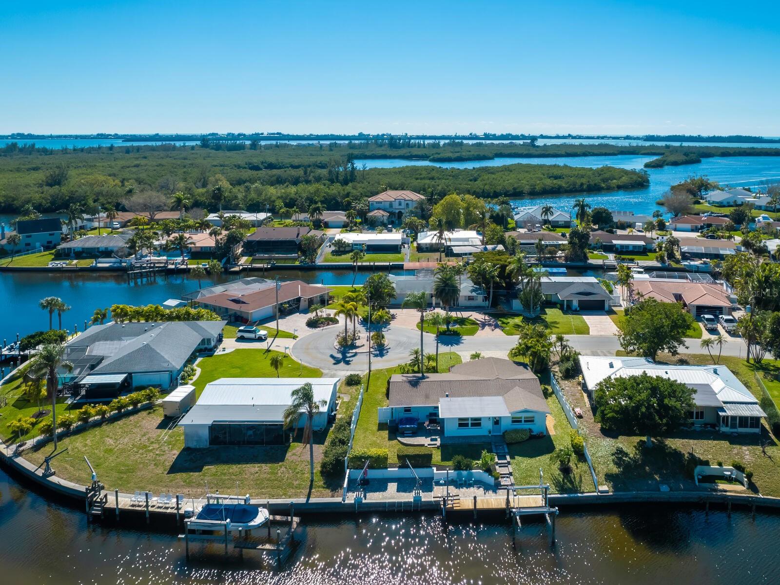 5303 CORAL BLVD, BRADENTON, FL, 34210