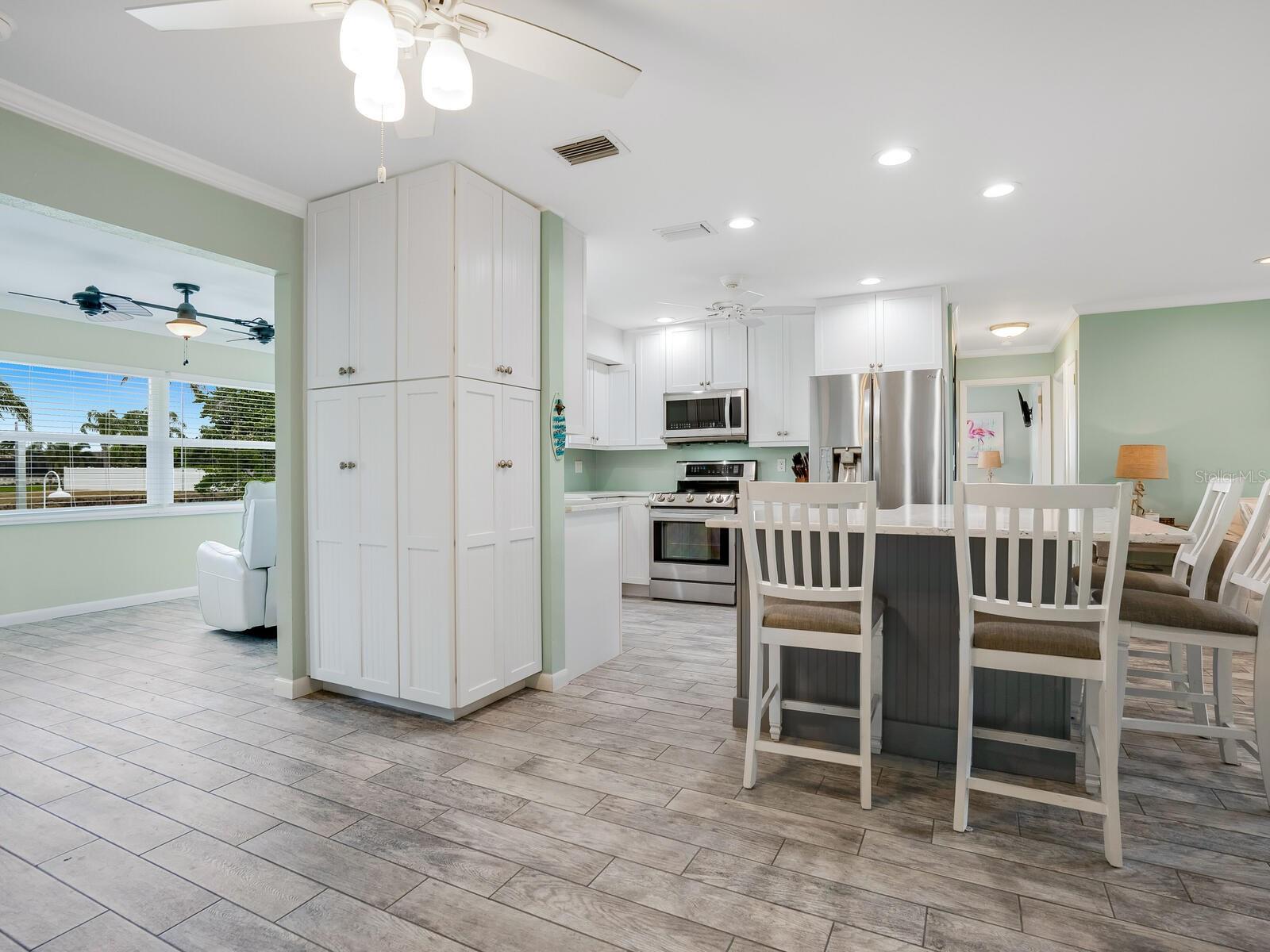 5303 CORAL BLVD, BRADENTON, FL, 34210