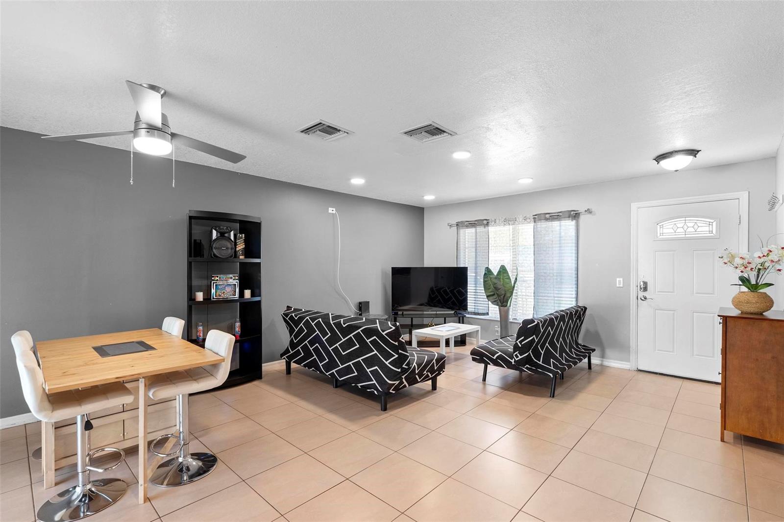 16 NANCY LEE AVE, ORLANDO, FL, 32807
