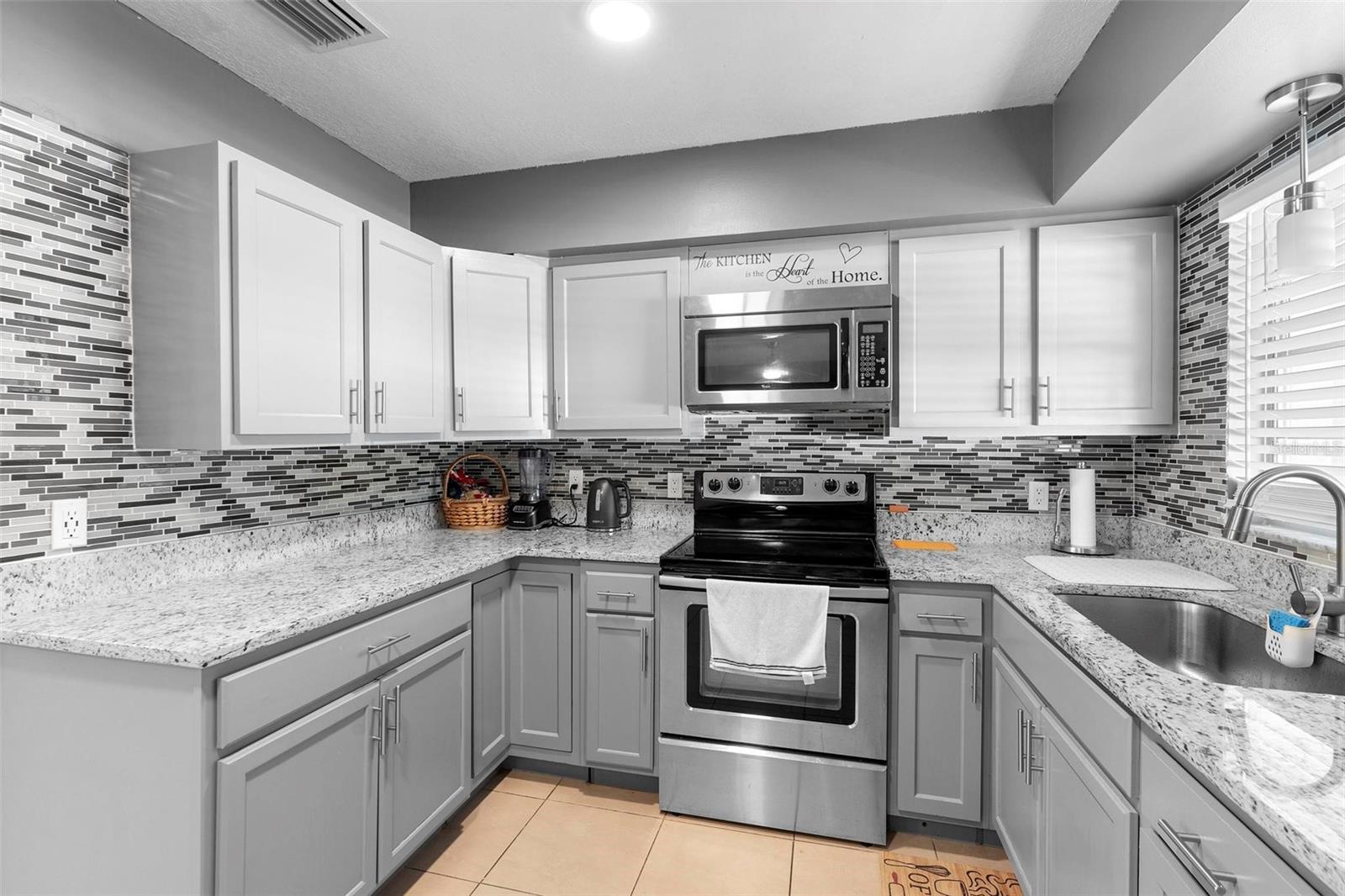 16 NANCY LEE AVE, ORLANDO, FL, 32807