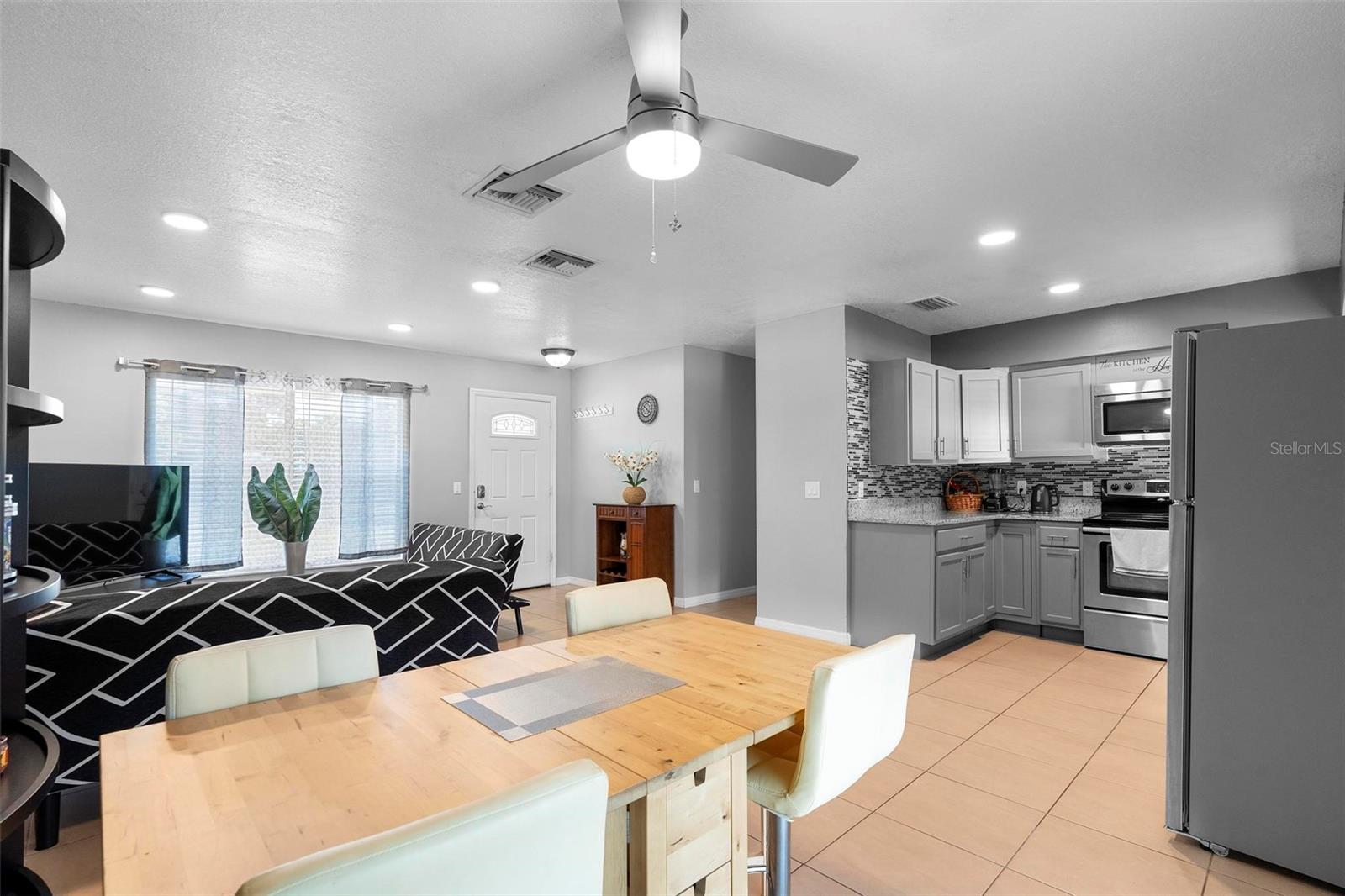 16 NANCY LEE AVE, ORLANDO, FL, 32807