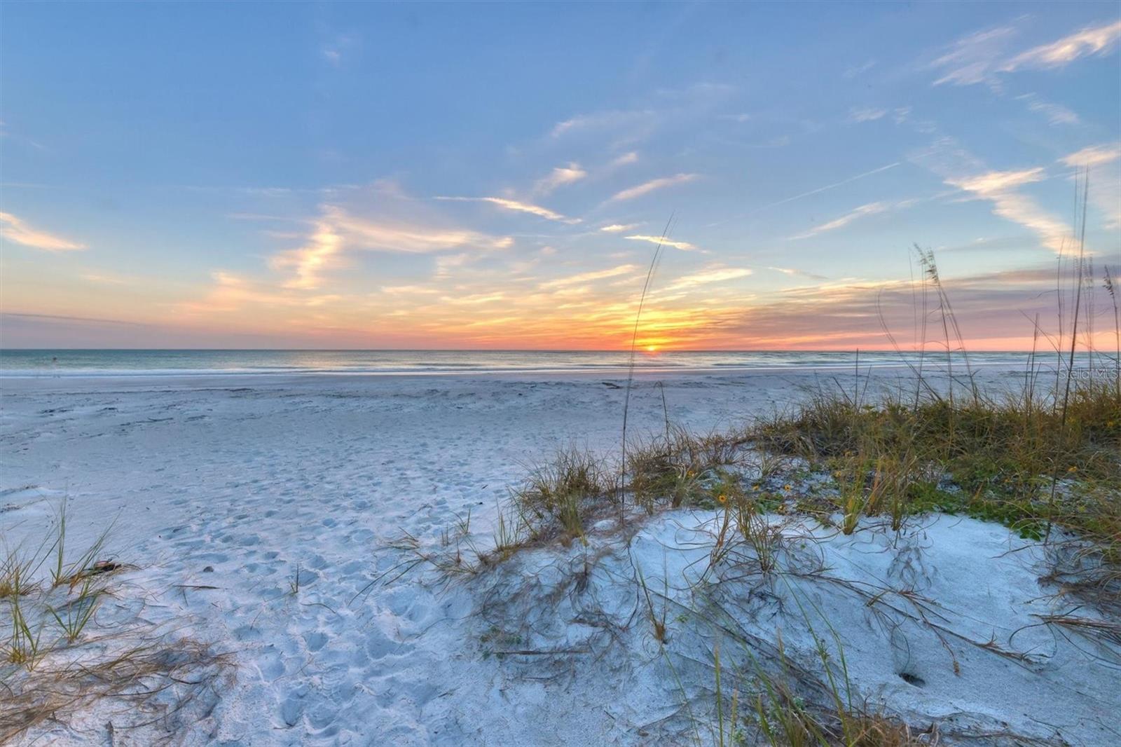 4500 GULF OF MEXICO DR #305, LONGBOAT KEY, FL, 34228