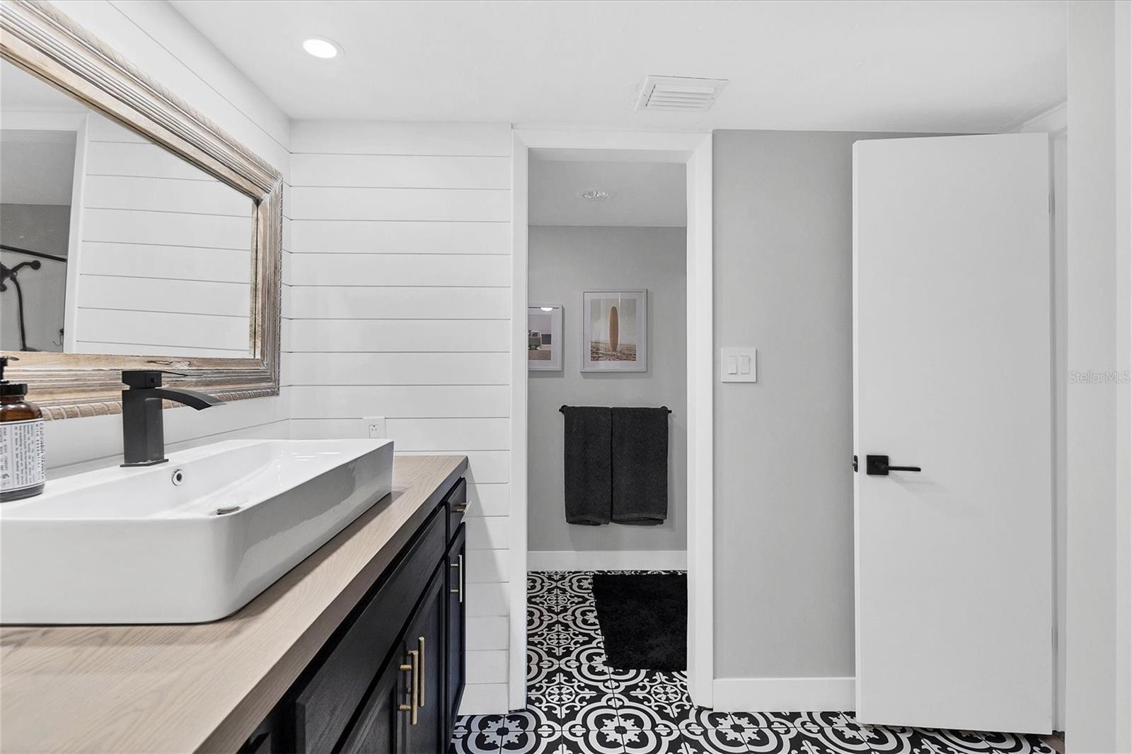 4500 GULF OF MEXICO DR #305, LONGBOAT KEY, FL, 34228