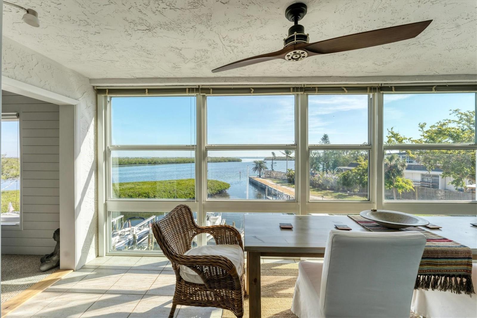4500 GULF OF MEXICO DR #305, LONGBOAT KEY, FL, 34228