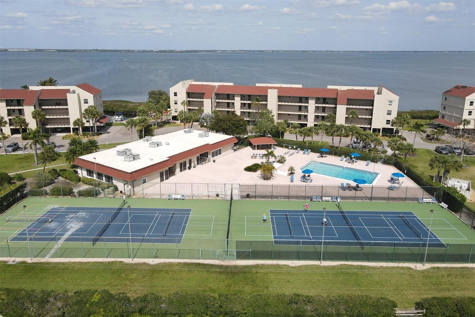 4500 GULF OF MEXICO DR #305, LONGBOAT KEY, FL, 34228