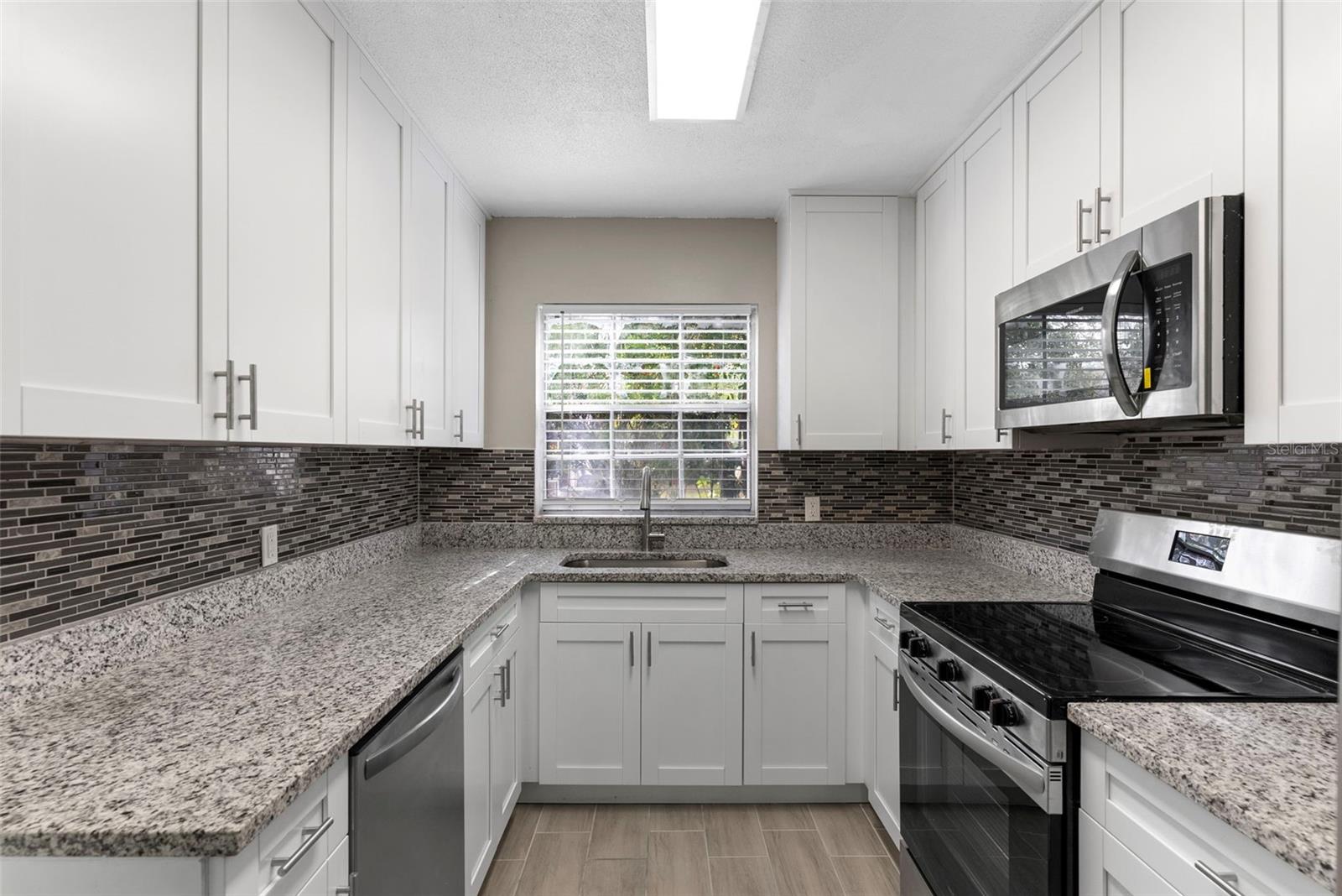 815 N HENDRY AVE, FORT MEADE, FL, 33841