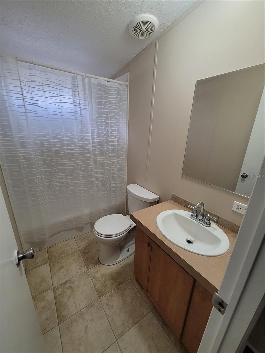 431 HAL COLDING RD, LITHIA, FL, 33547