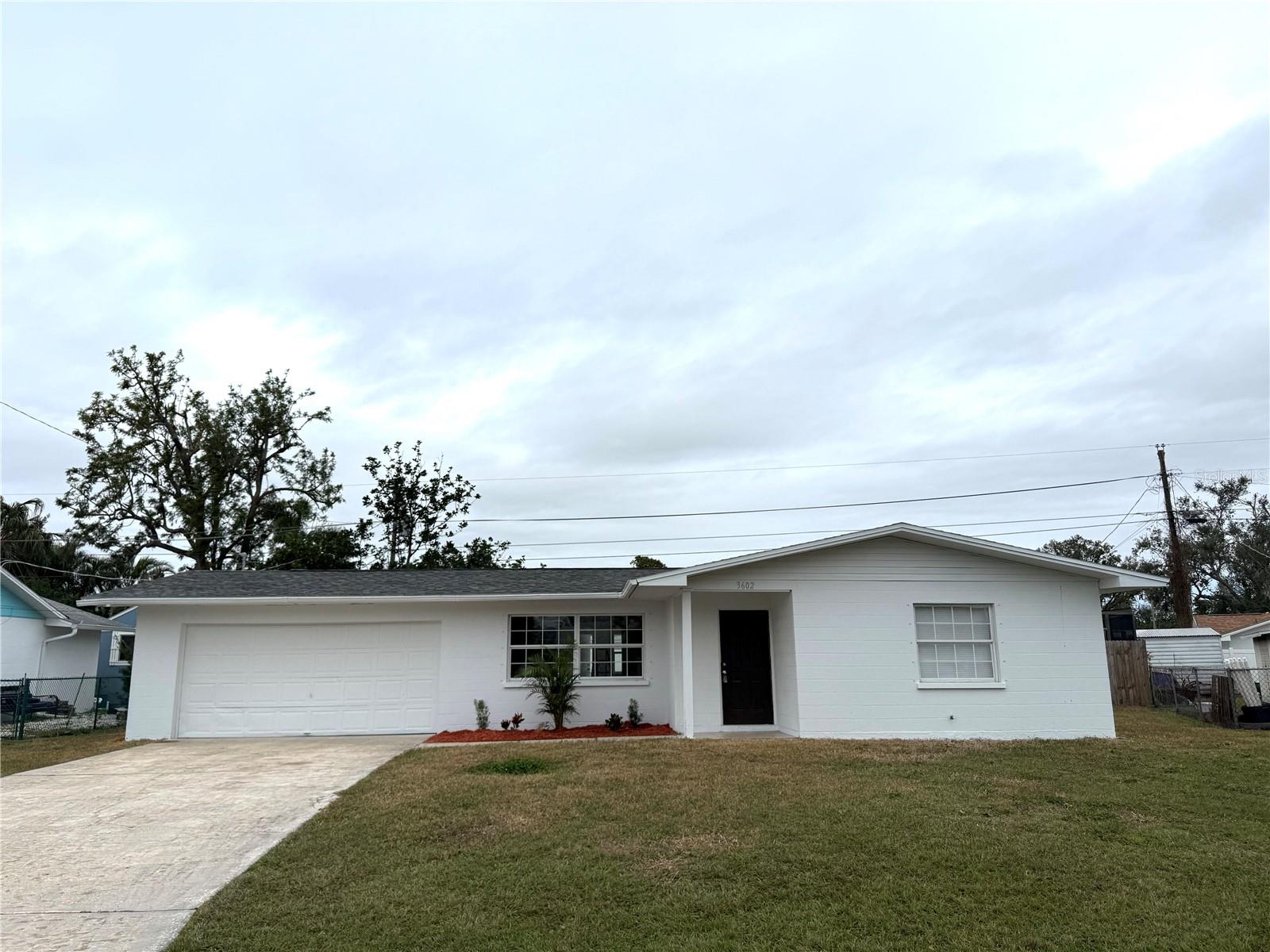 3602 CAMBRIDGE DR W, BRADENTON, FL, 34205