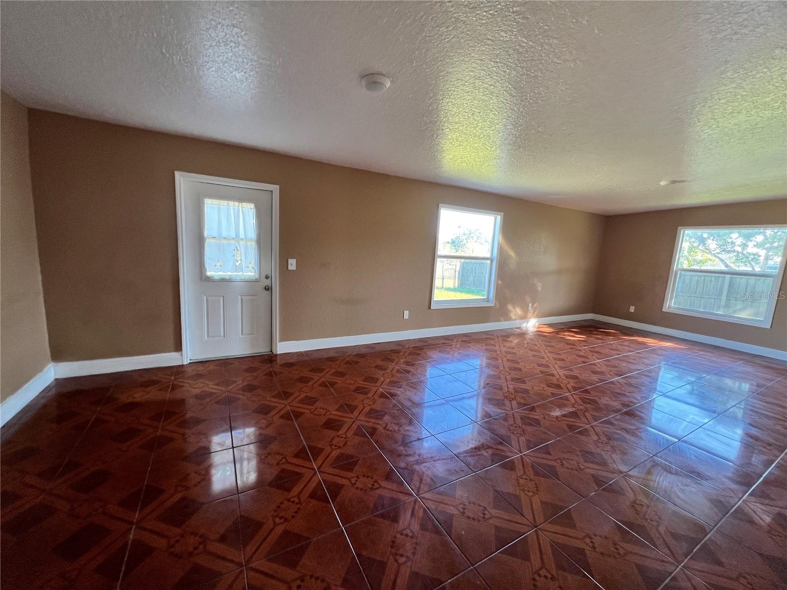 1401 MANOR CT, KISSIMMEE, FL, 34741