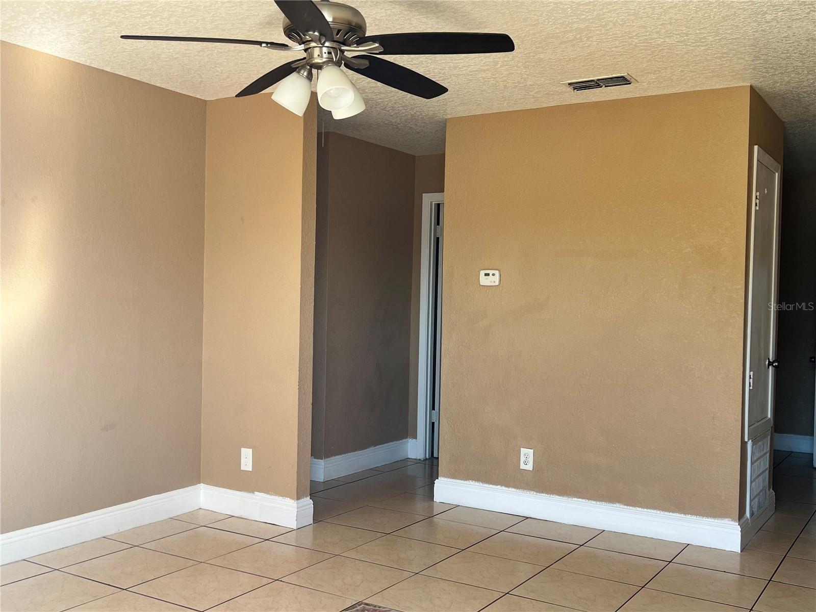 1401 MANOR CT, KISSIMMEE, FL, 34741
