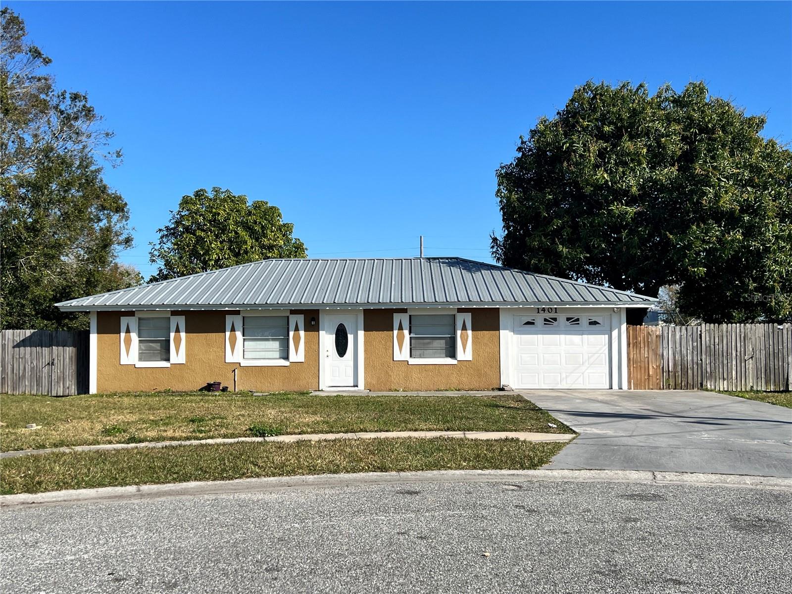 1401 MANOR CT, KISSIMMEE, FL, 34741