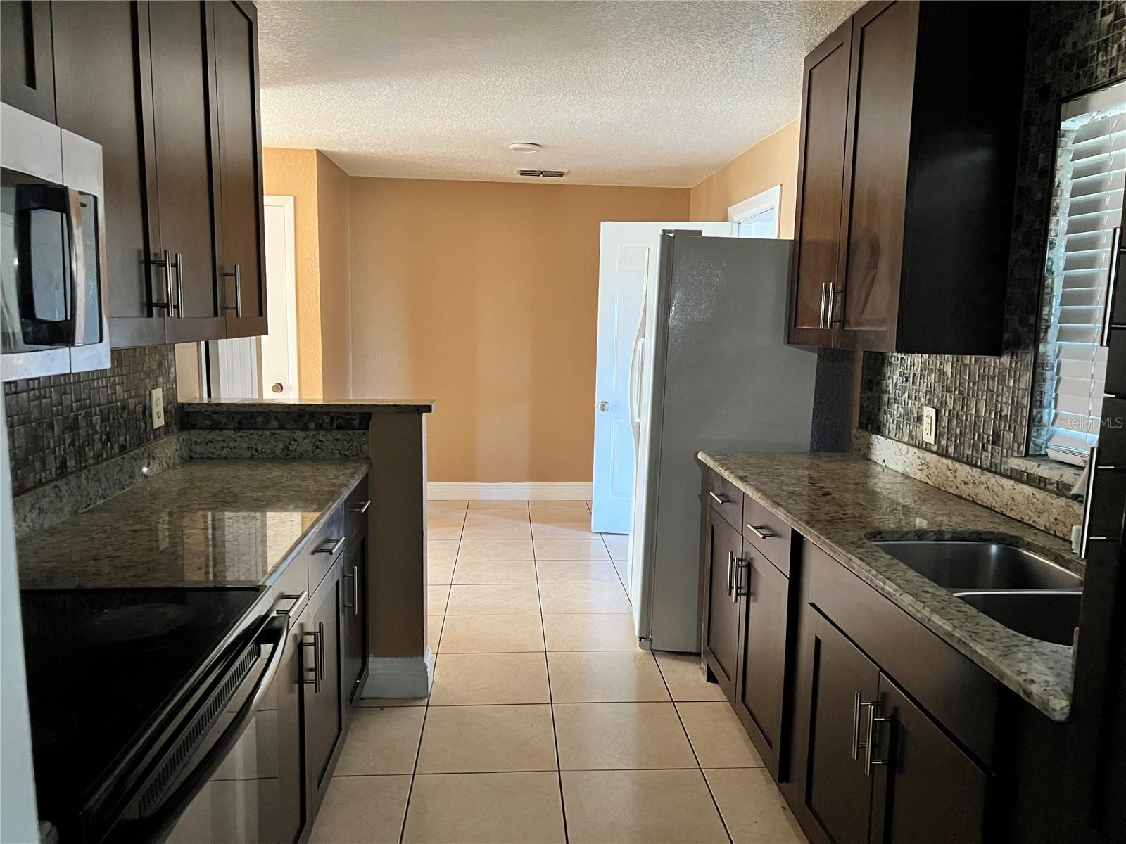 1401 MANOR CT, KISSIMMEE, FL, 34741