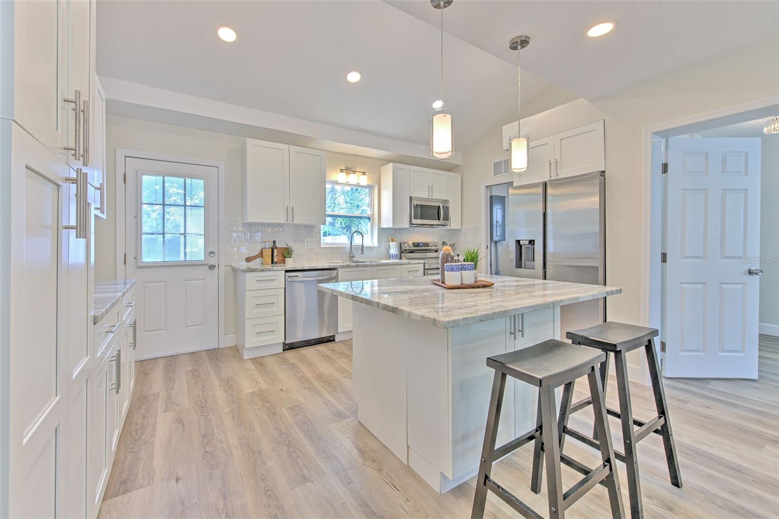 6706 50TH AVE N, ST PETERSBURG, FL, 33709