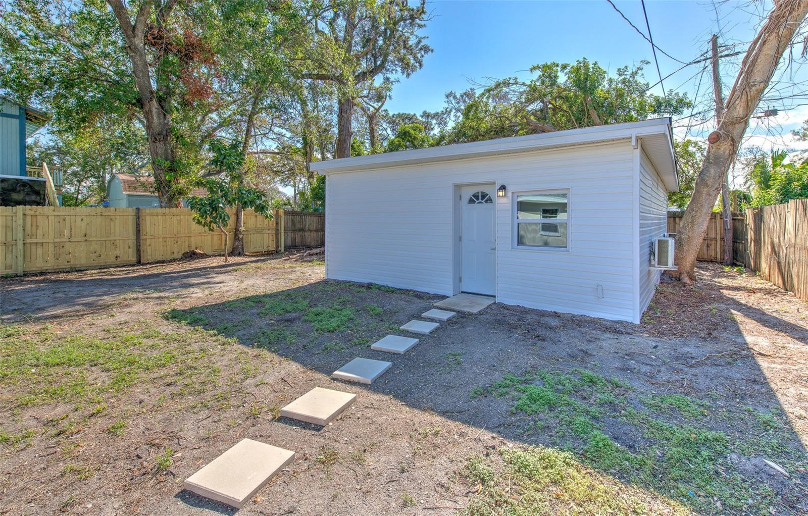6706 50TH AVE N, ST PETERSBURG, FL, 33709