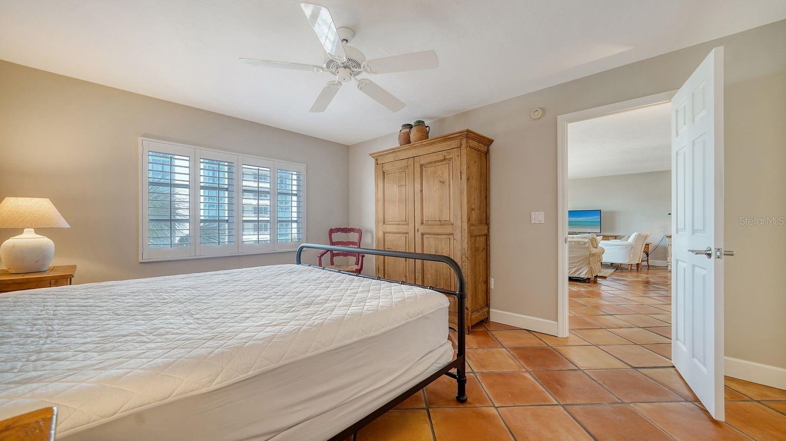 800 BENJAMIN FRANKLIN DR #406, SARASOTA, FL, 34236