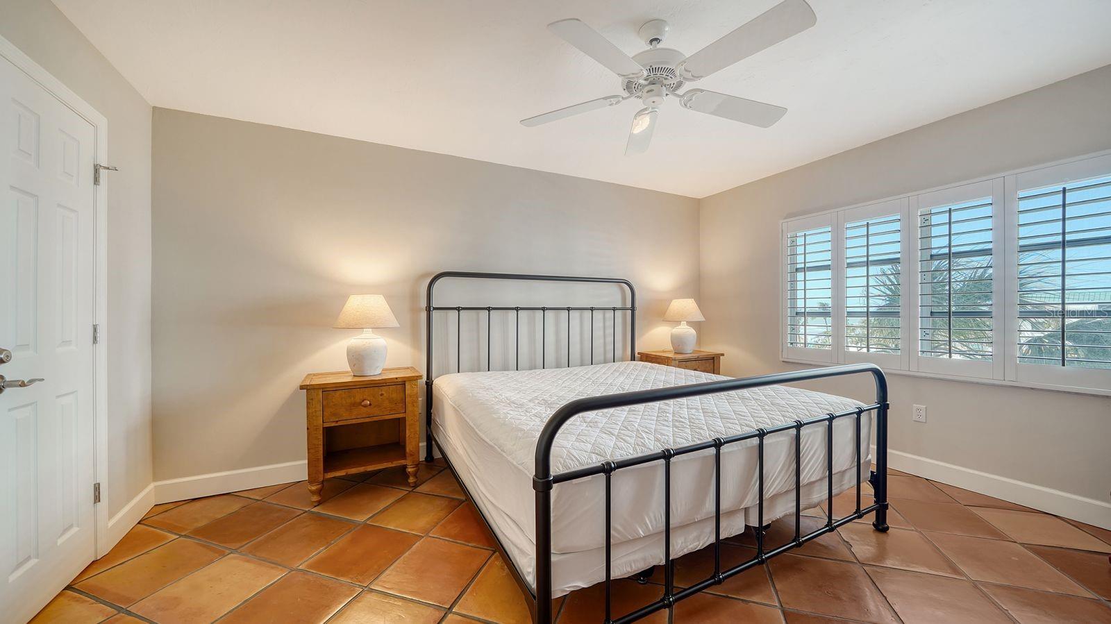 800 BENJAMIN FRANKLIN DR #406, SARASOTA, FL, 34236