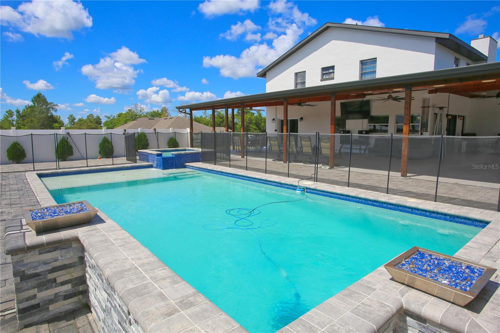 711 CYPRESS AVE, ORANGE CITY, FL, 32763