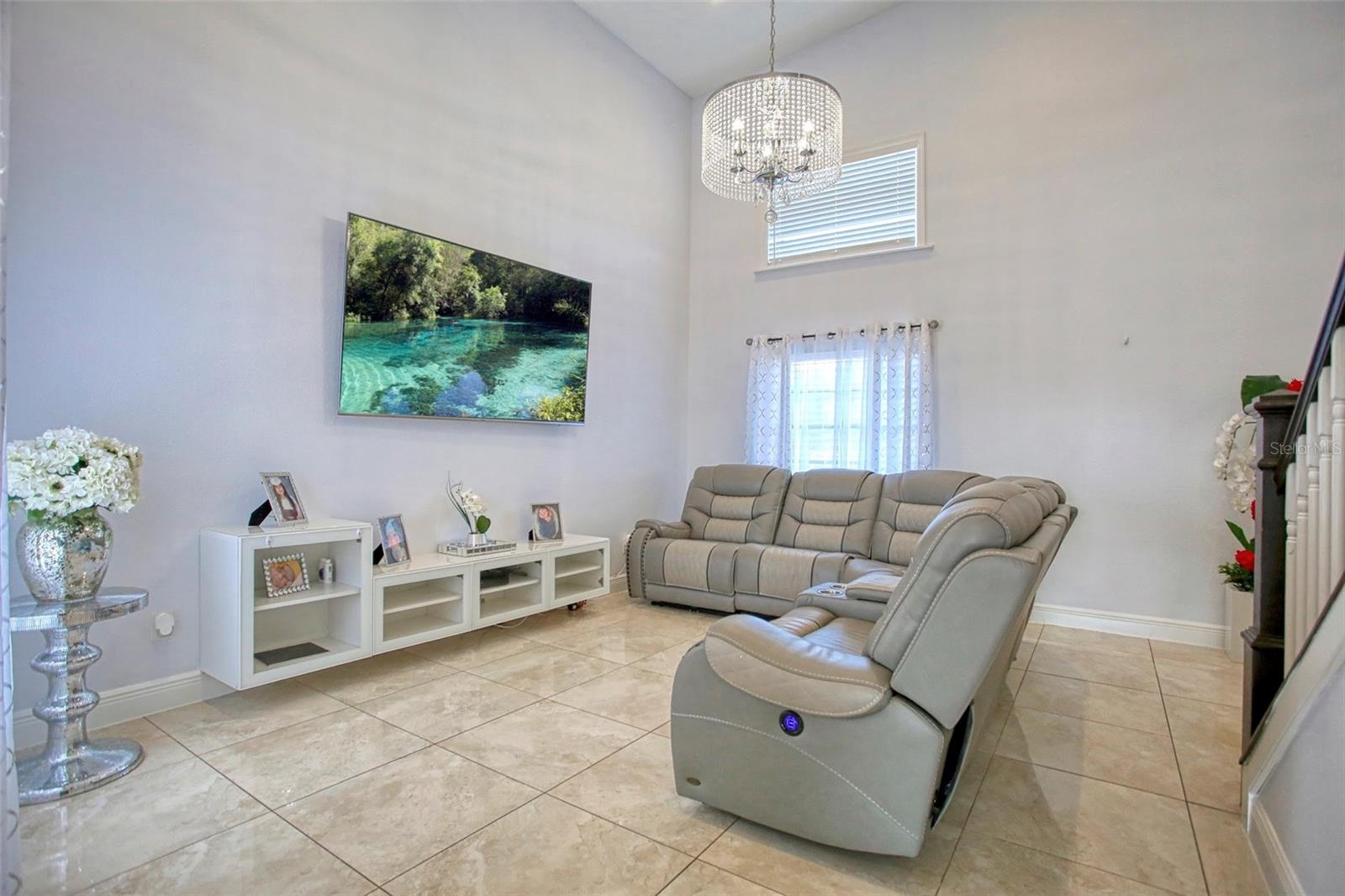 711 CYPRESS AVE, ORANGE CITY, FL, 32763