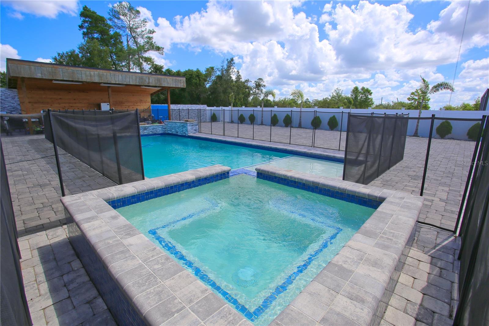 711 CYPRESS AVE, ORANGE CITY, FL, 32763