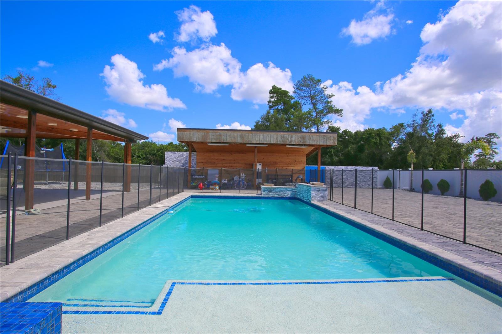 711 CYPRESS AVE, ORANGE CITY, FL, 32763