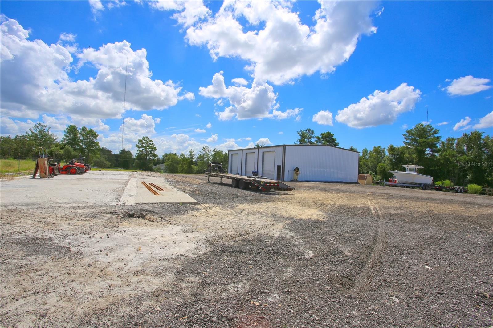 711 CYPRESS AVE, ORANGE CITY, FL, 32763