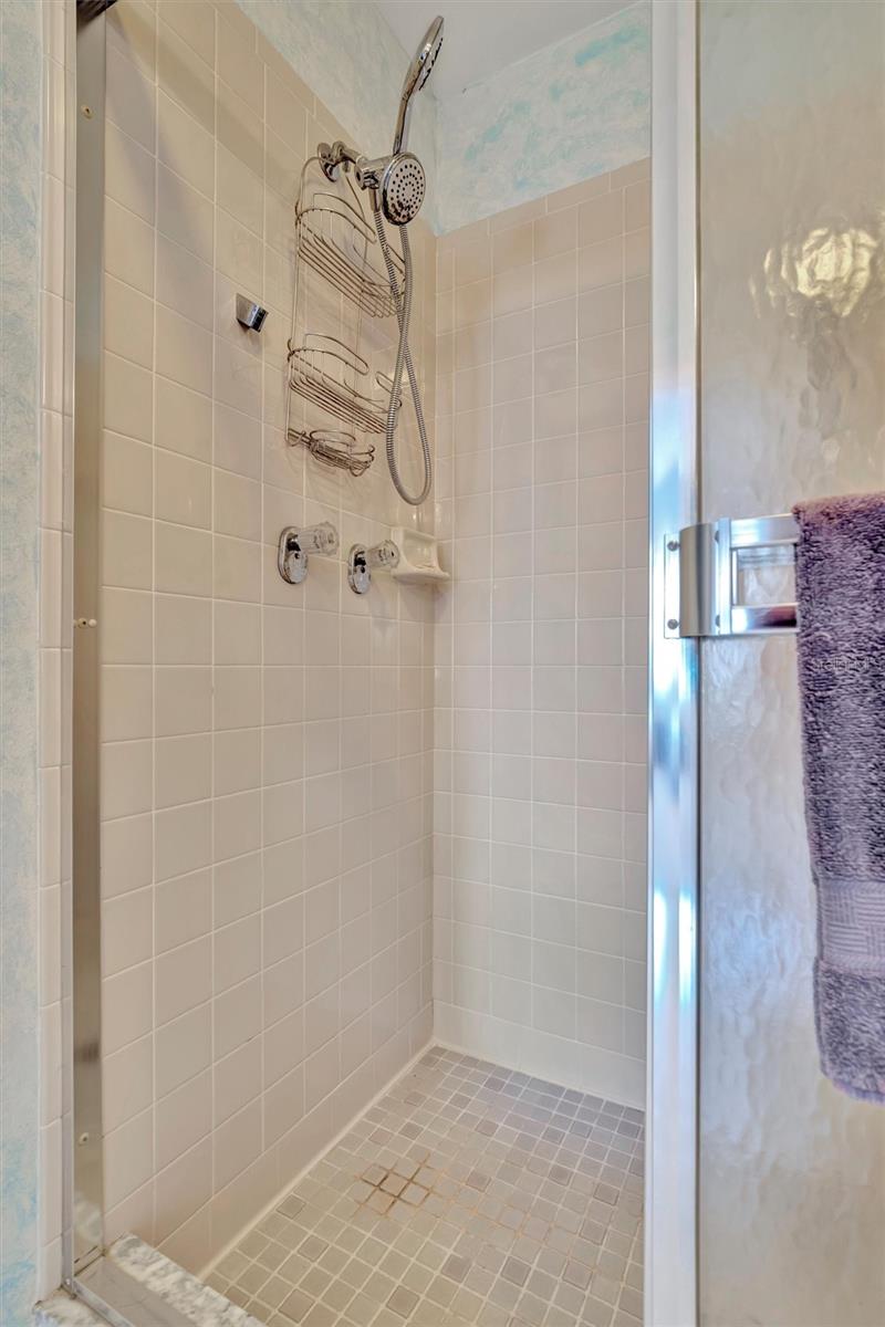 646 IRONWOOD CIR #127, VENICE, FL, 34292