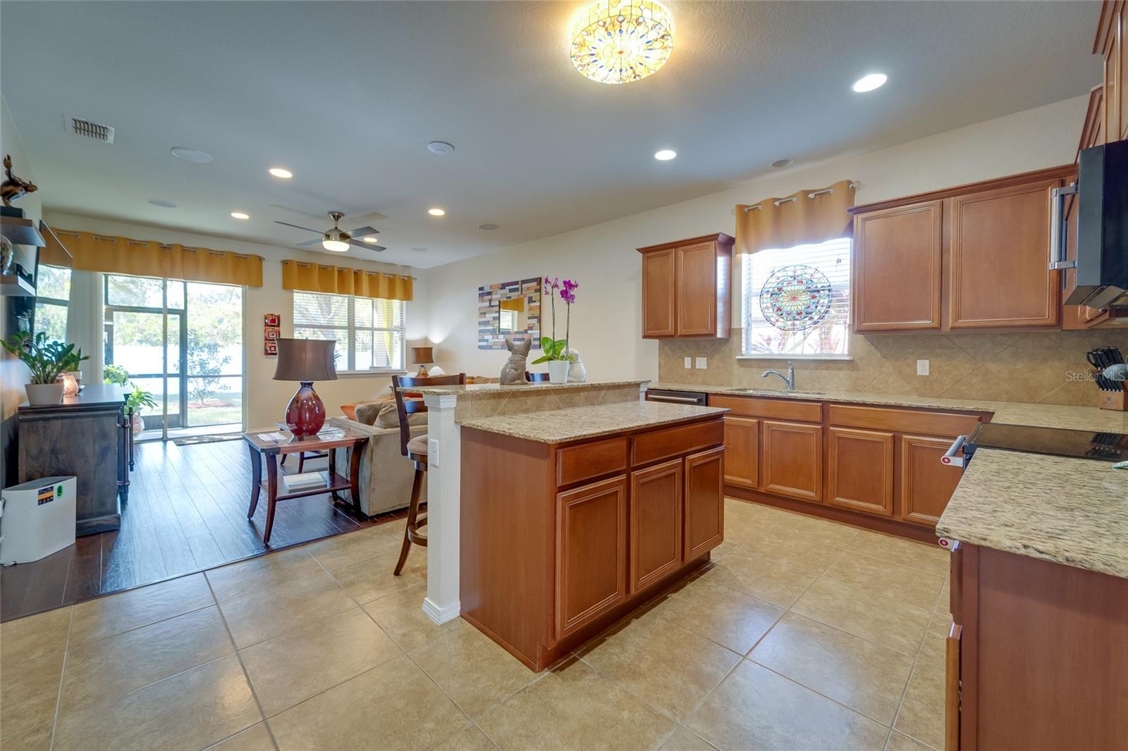 2147 SUNBOW AVE, APOPKA, FL, 32703