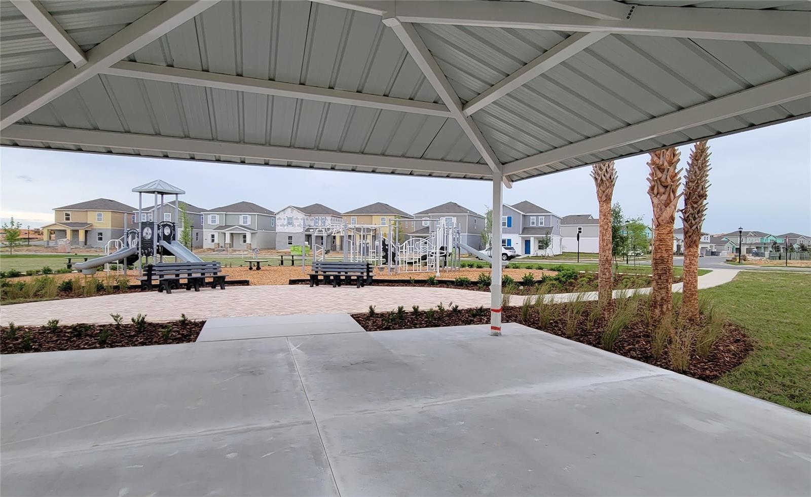 2587 RUNNERS CIR, CLERMONT, FL, 34714
