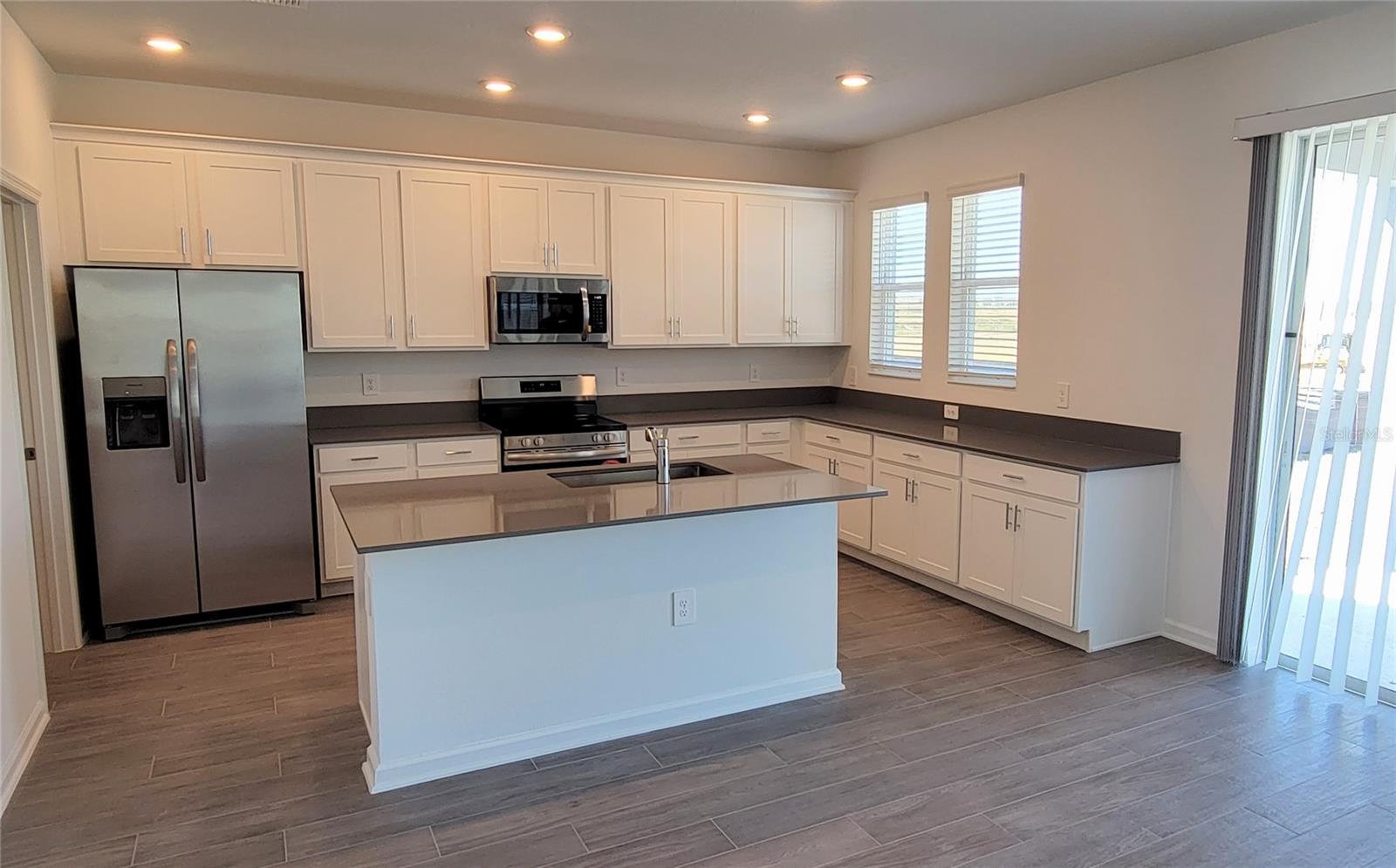 2587 RUNNERS CIR, CLERMONT, FL, 34714