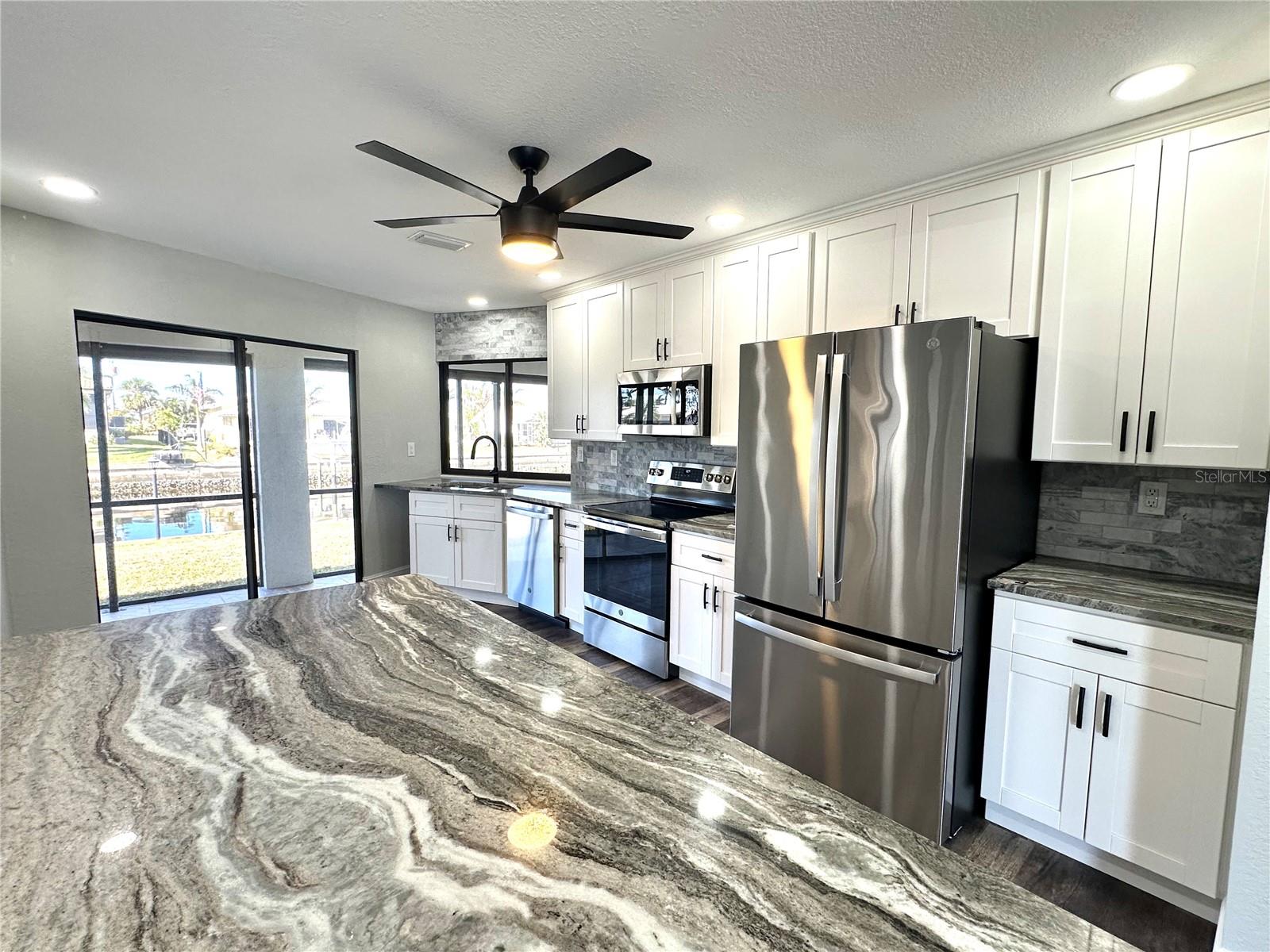 525 MEDICI CT, PUNTA GORDA, FL, 33950