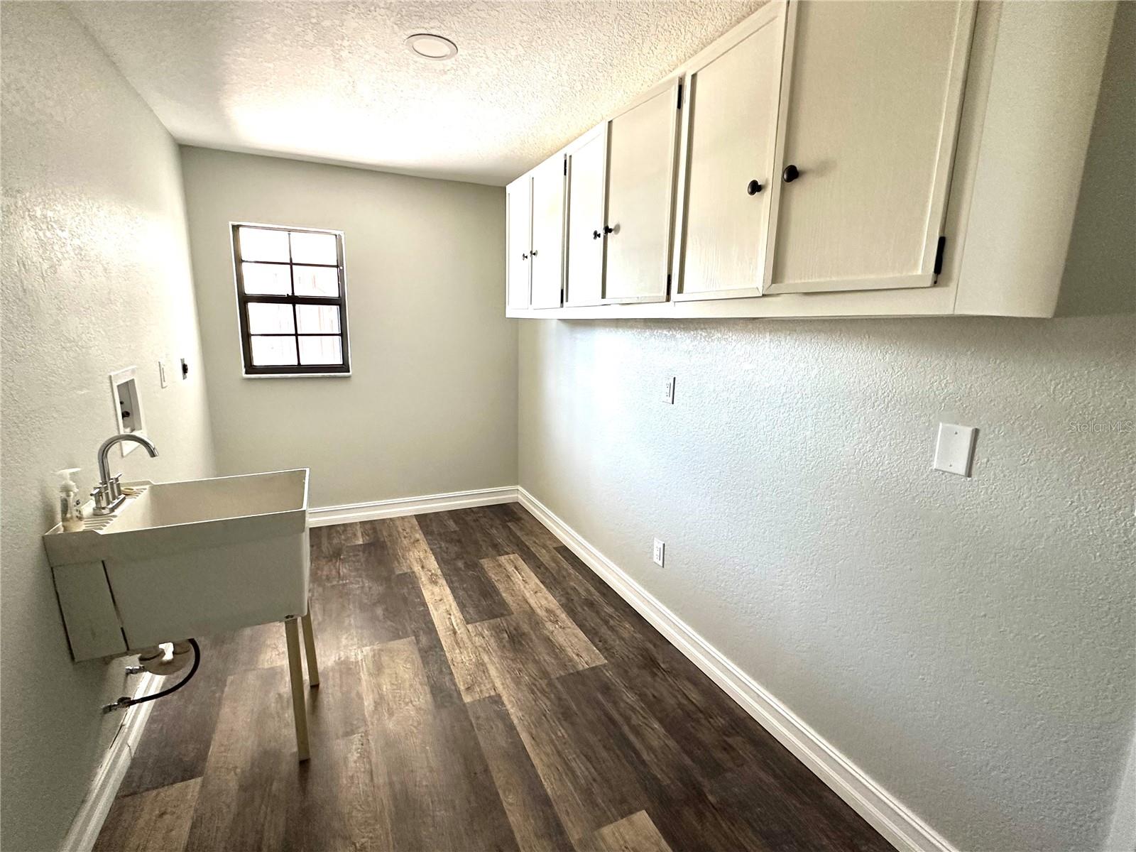 525 MEDICI CT, PUNTA GORDA, FL, 33950