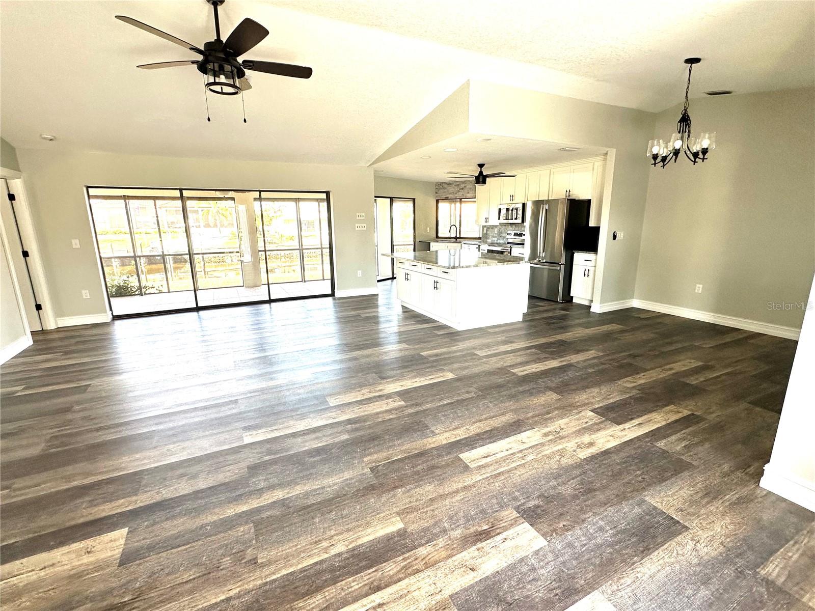 525 MEDICI CT, PUNTA GORDA, FL, 33950