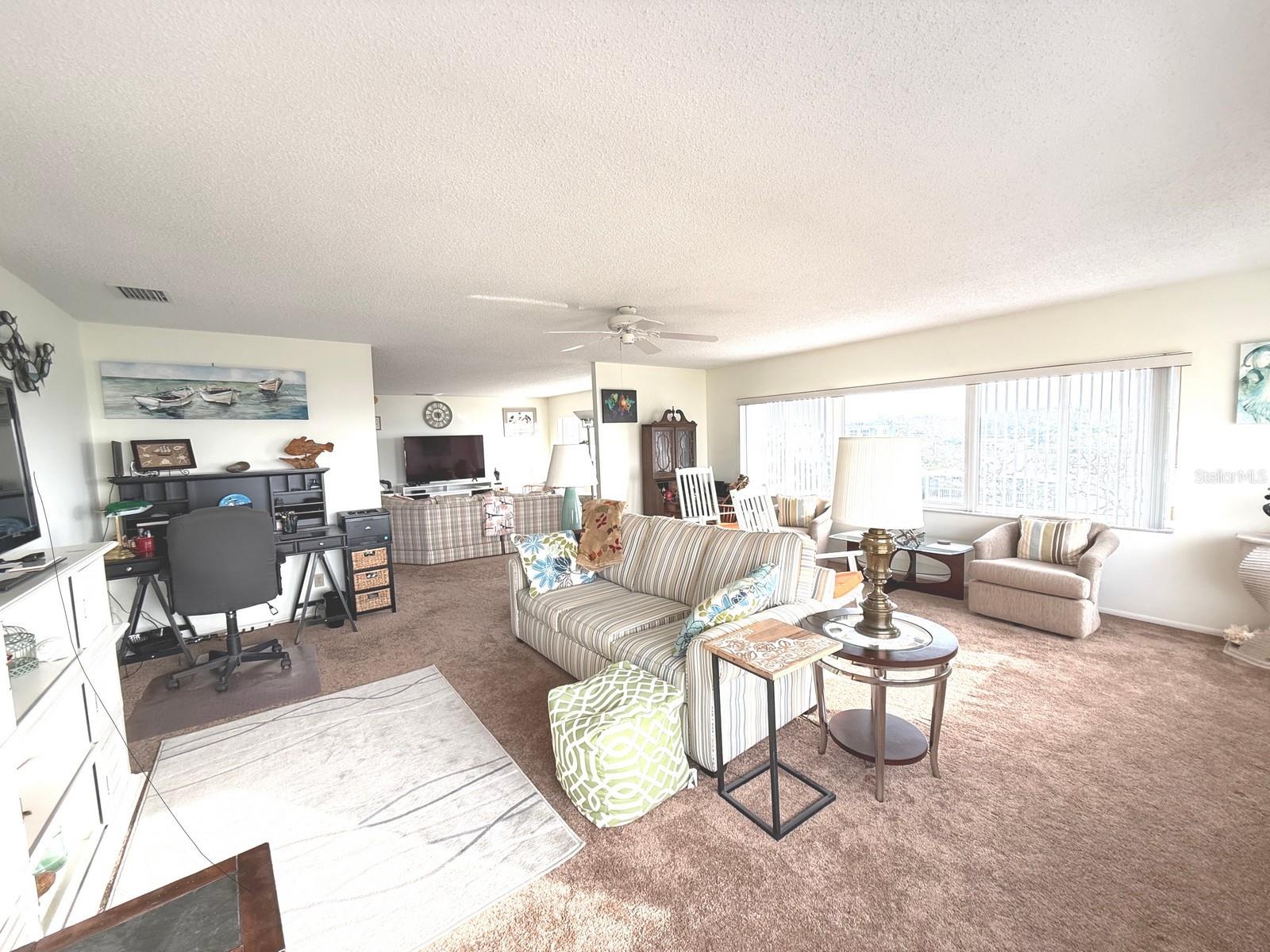 100 BLUFF VIEW DR #401A, BELLEAIR BLUFFS, FL, 33770