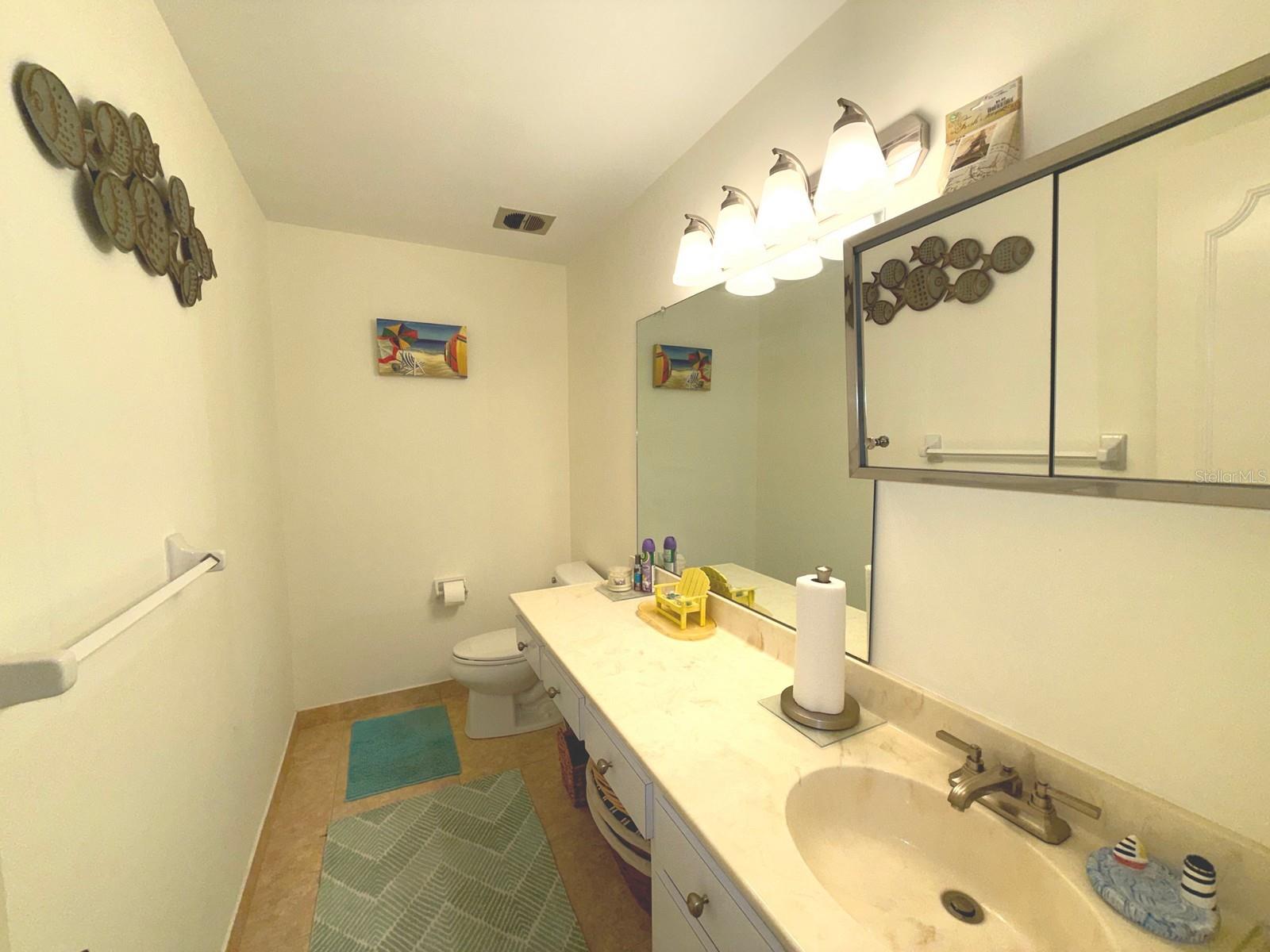 100 BLUFF VIEW DR #401A, BELLEAIR BLUFFS, FL, 33770